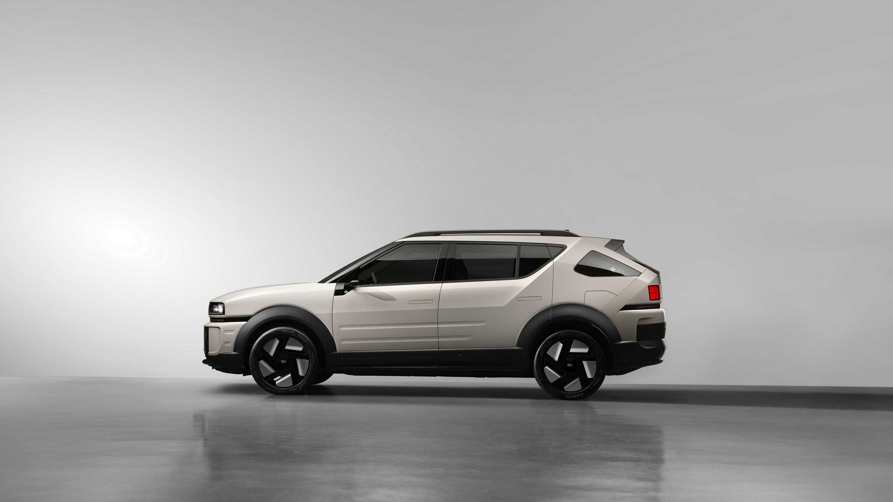 디 올 뉴 넥쏘 정측면