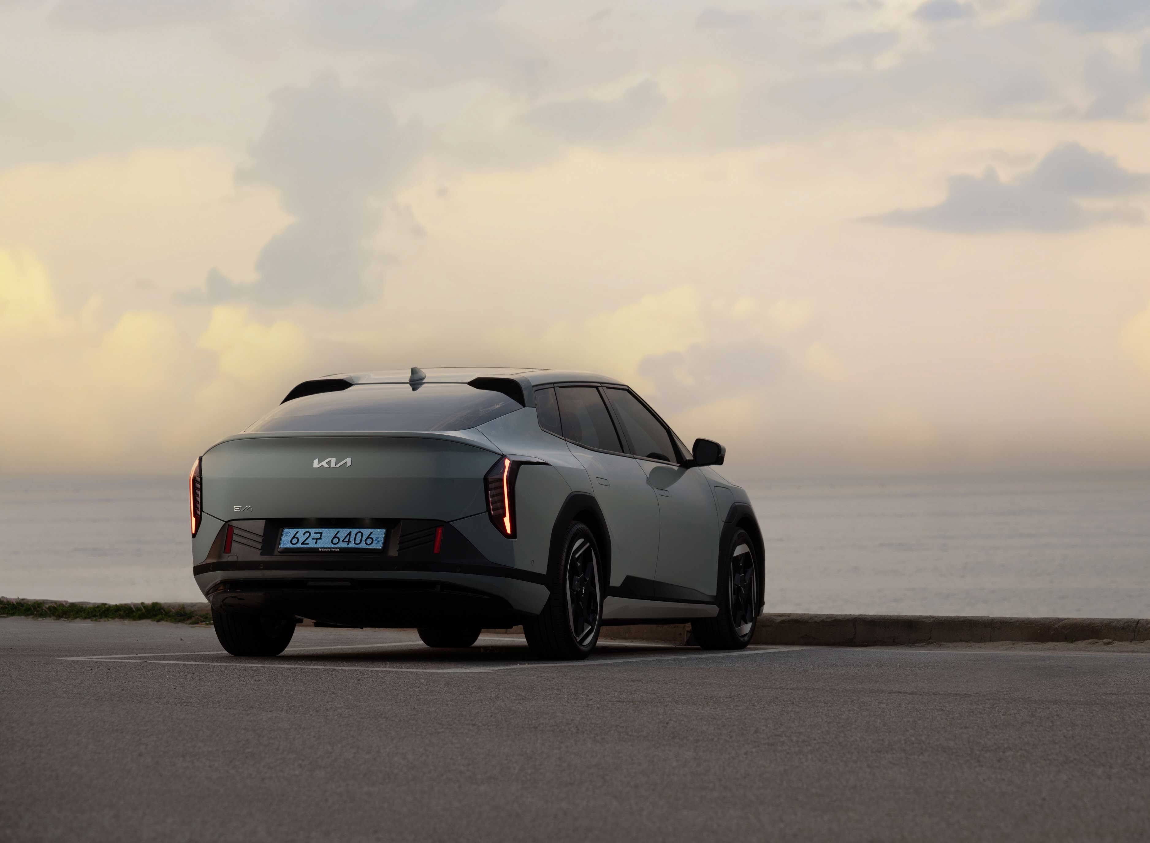 경북 울진 비상활주로에서 EV4_후측면