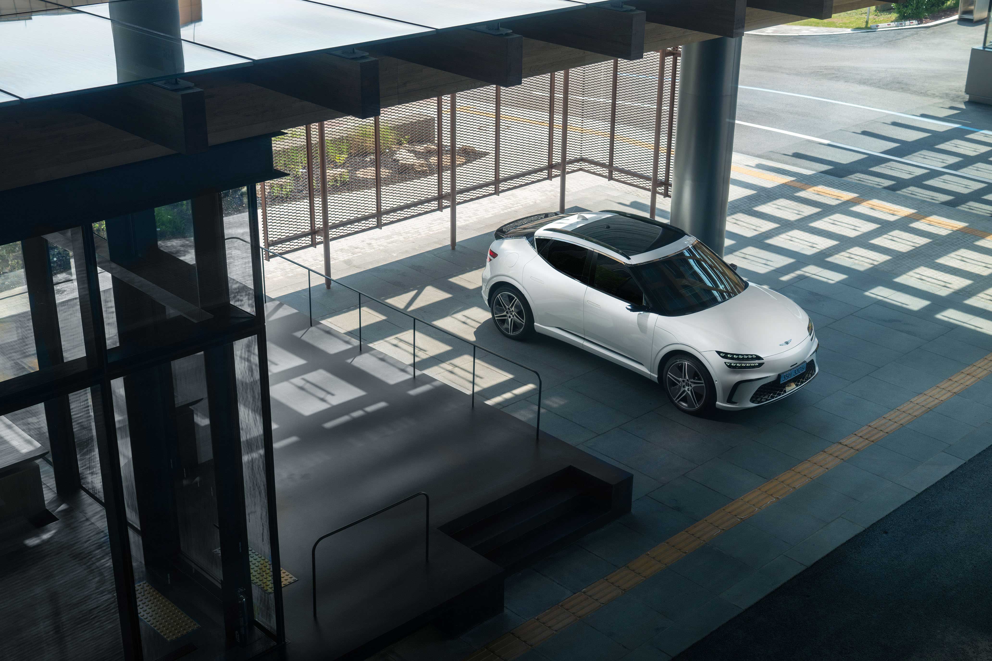 제네시스 청주에서의 GV60_상부