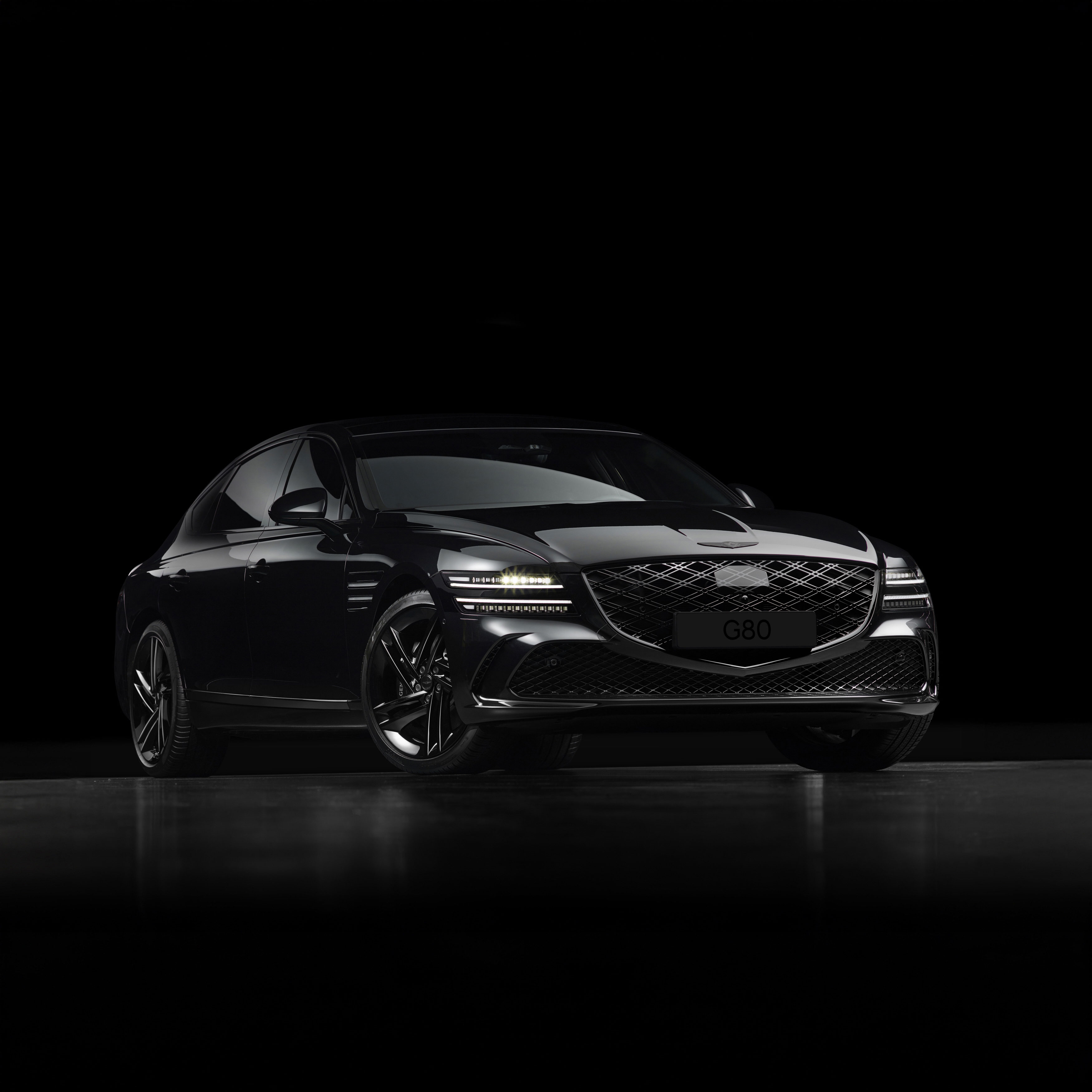 G80 Black_전측면