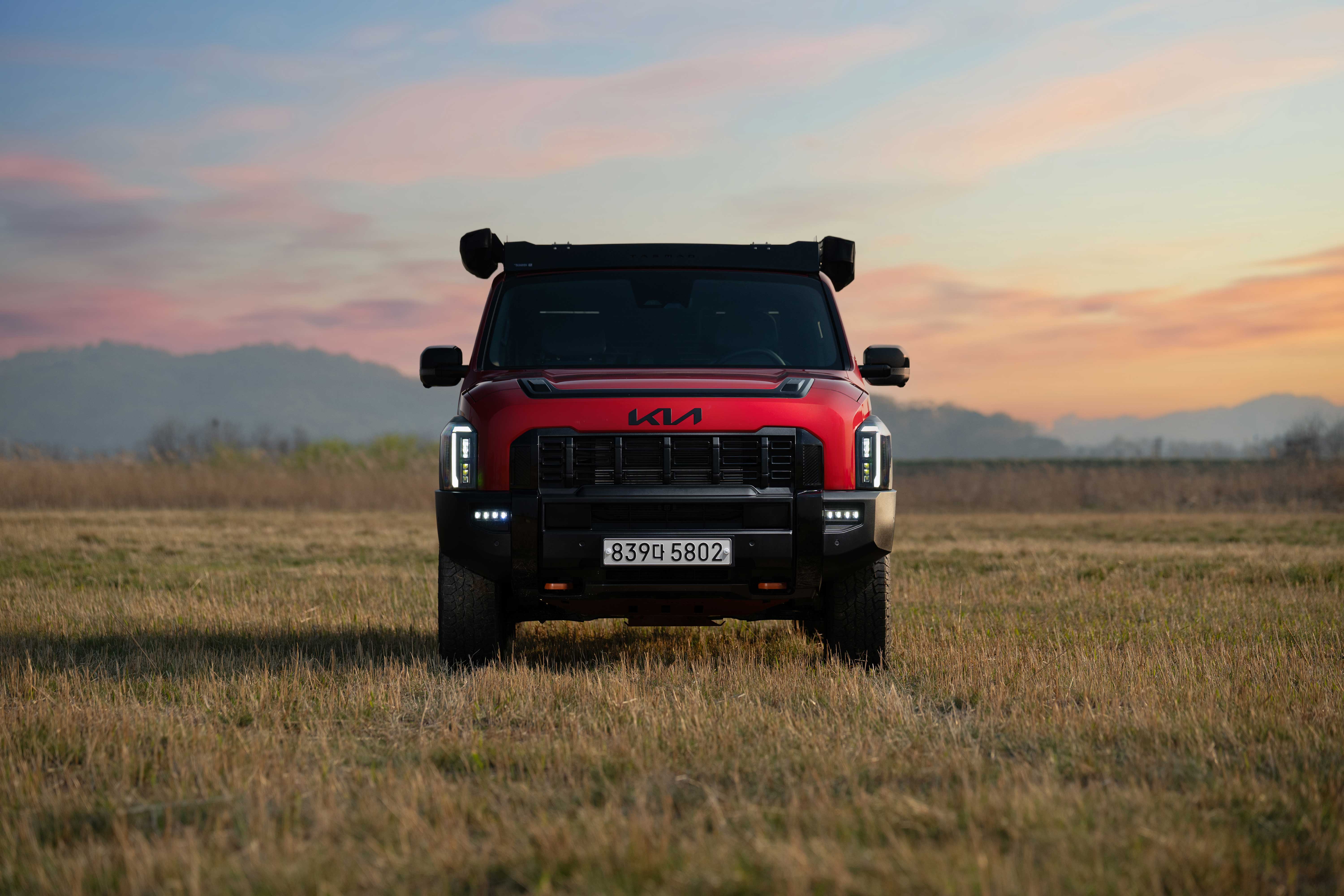 기아 타스만_정정면