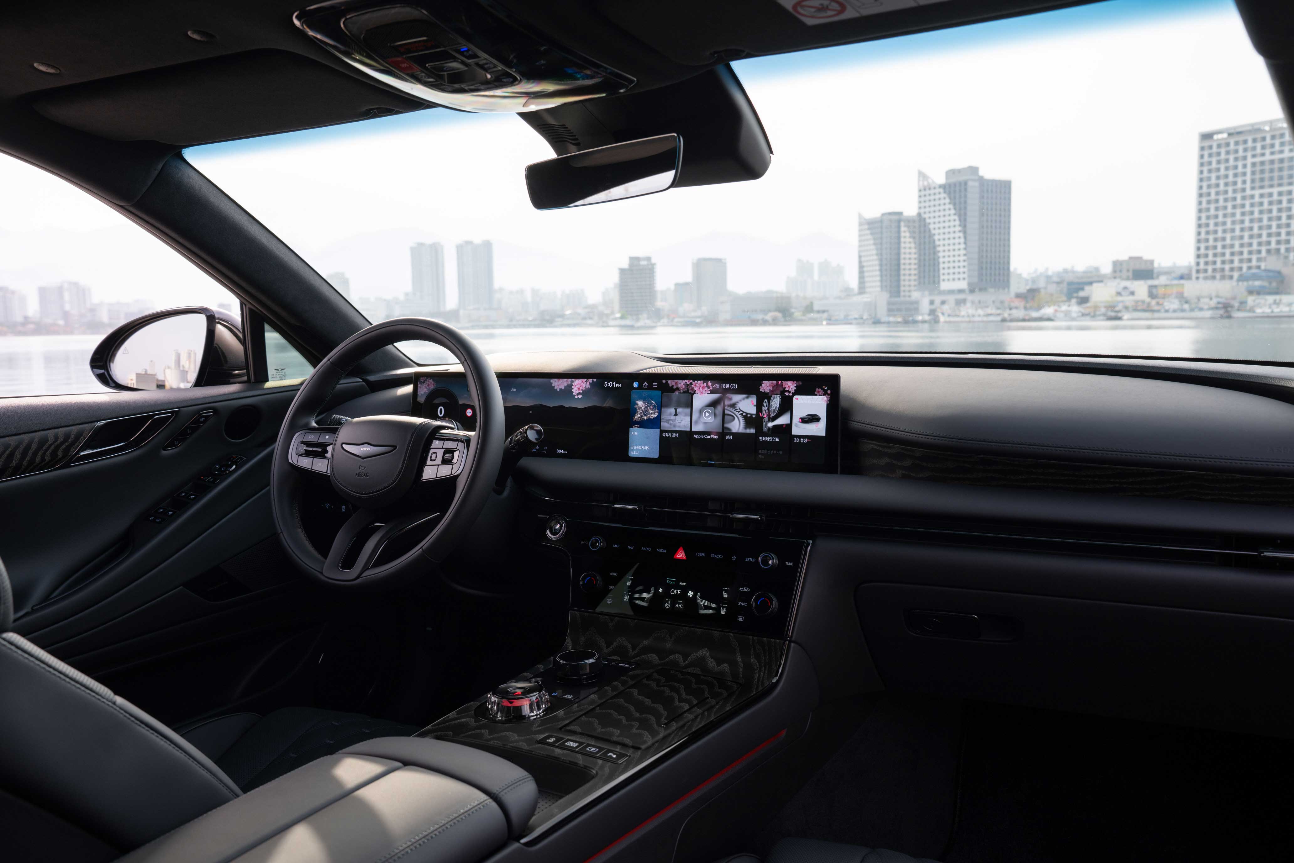 속초의 자연에서 제네시스 G80 블랙_내부 인테리어2
