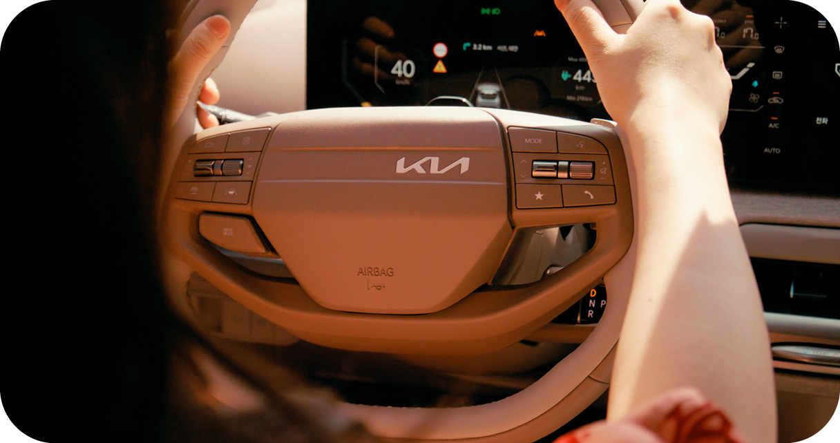 EV4의 스티어링 휠