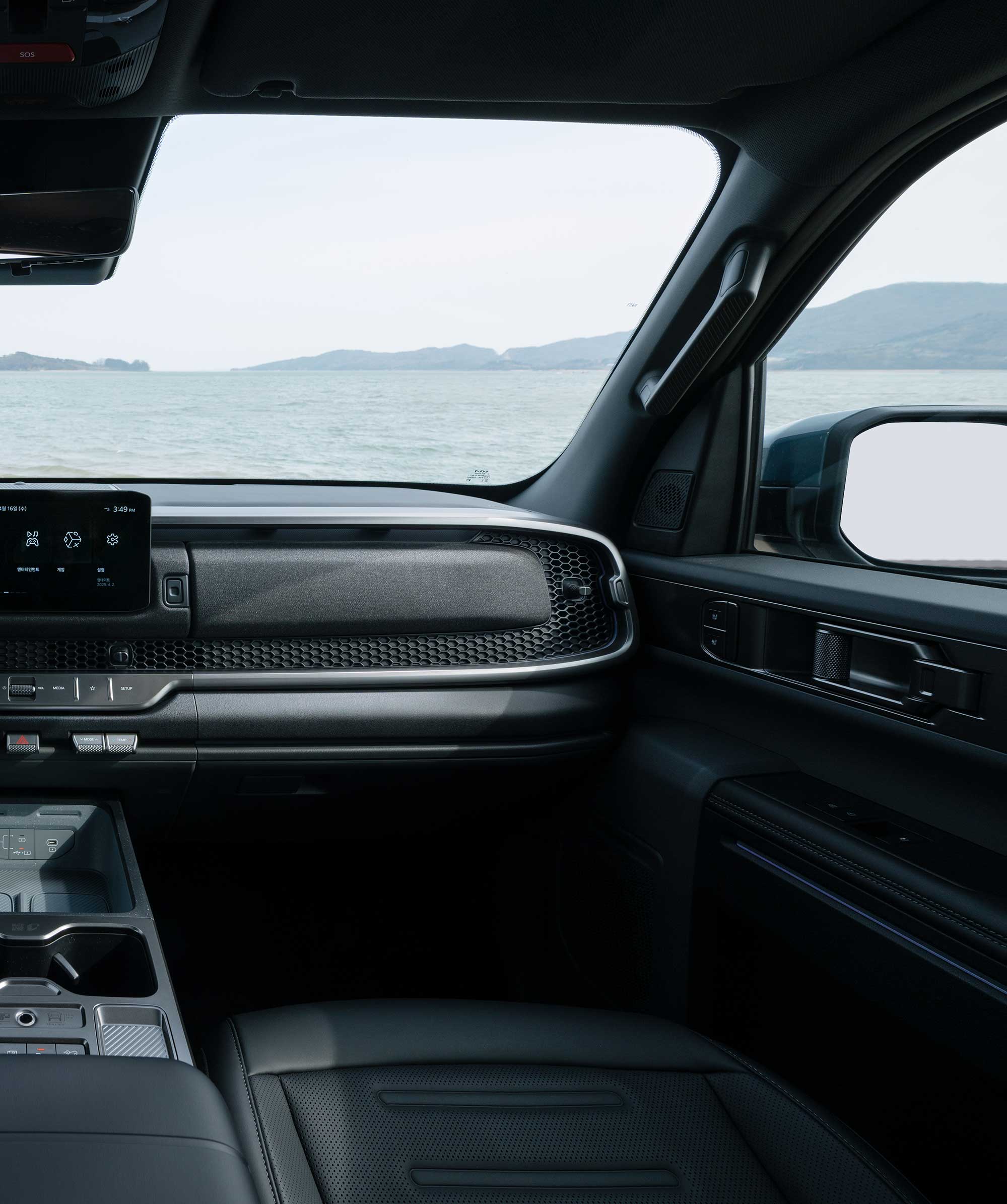 기아 타스만의 오프로드 감성_ 조수석