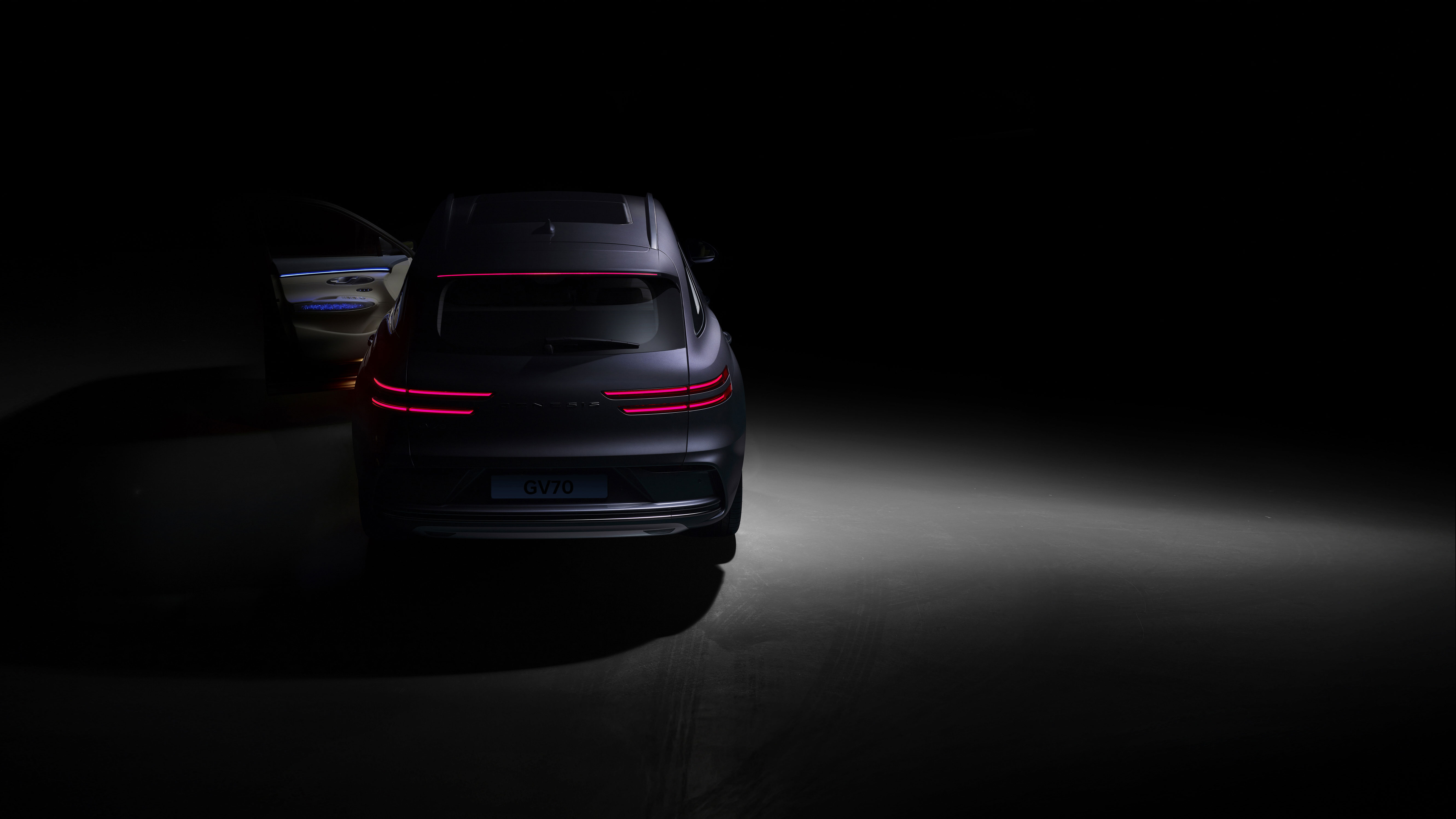 GV70 전동화모델_후면