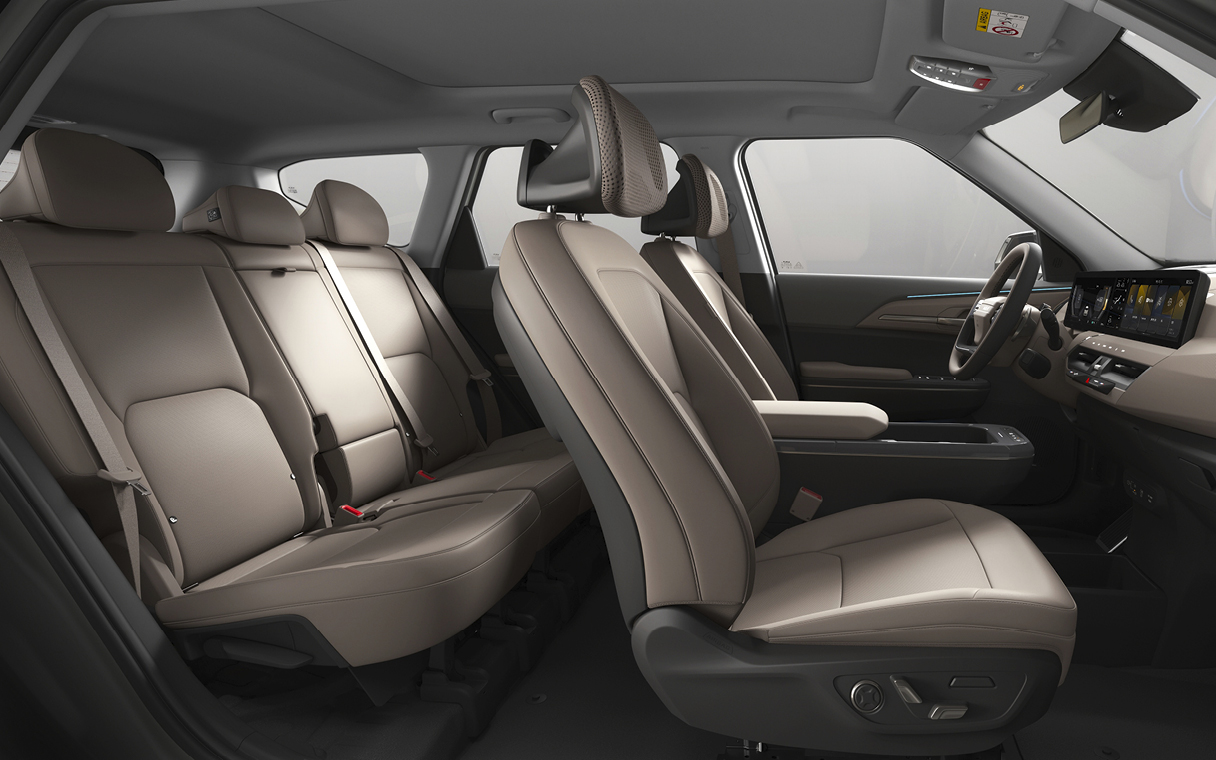 더 기아 EV5의 실내 모습