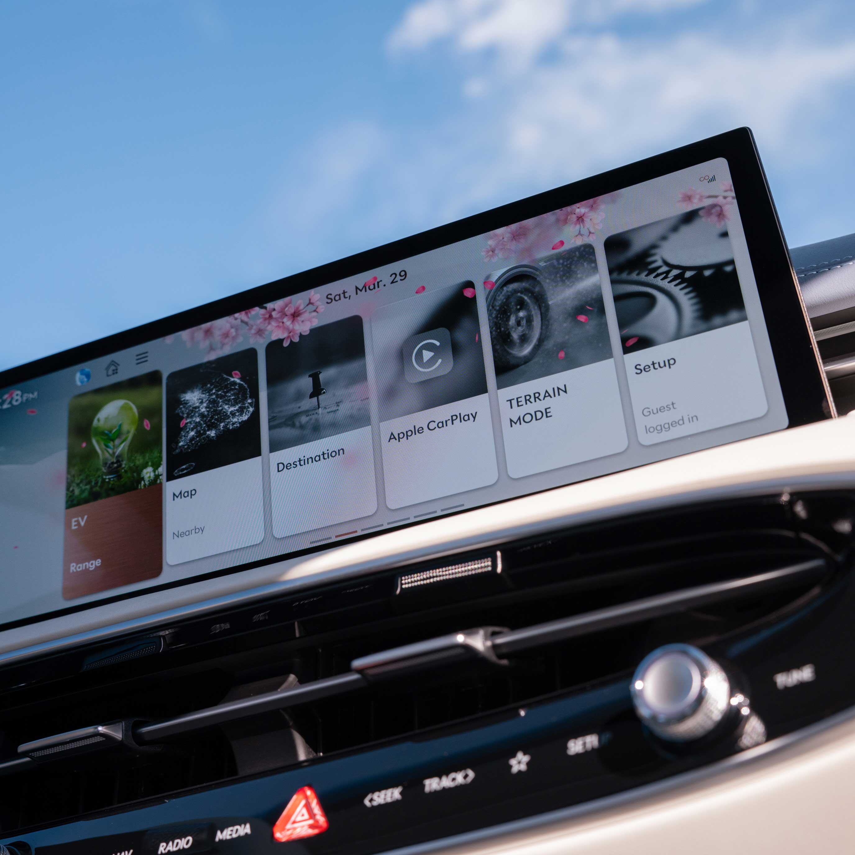 도심 속 GV70 전동화모델_인포테인먼트