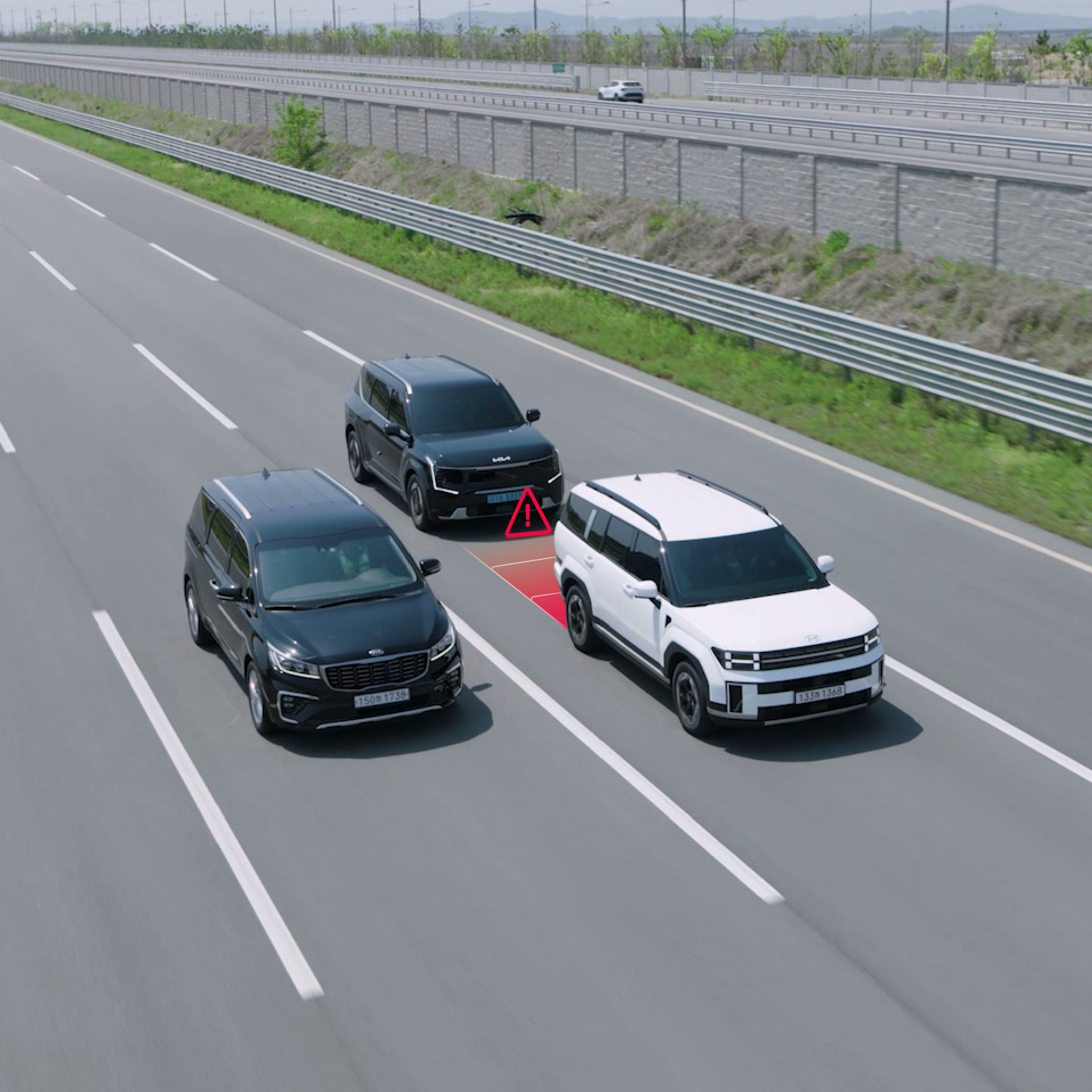 현대모비스 능동형 후방 안전 제어 기술이 작동 중인 모습