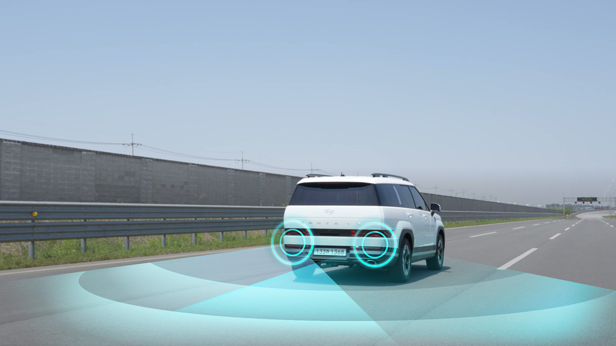 현대모비스 능동형 후방 안전 제어 기술이 작동 중인 모습