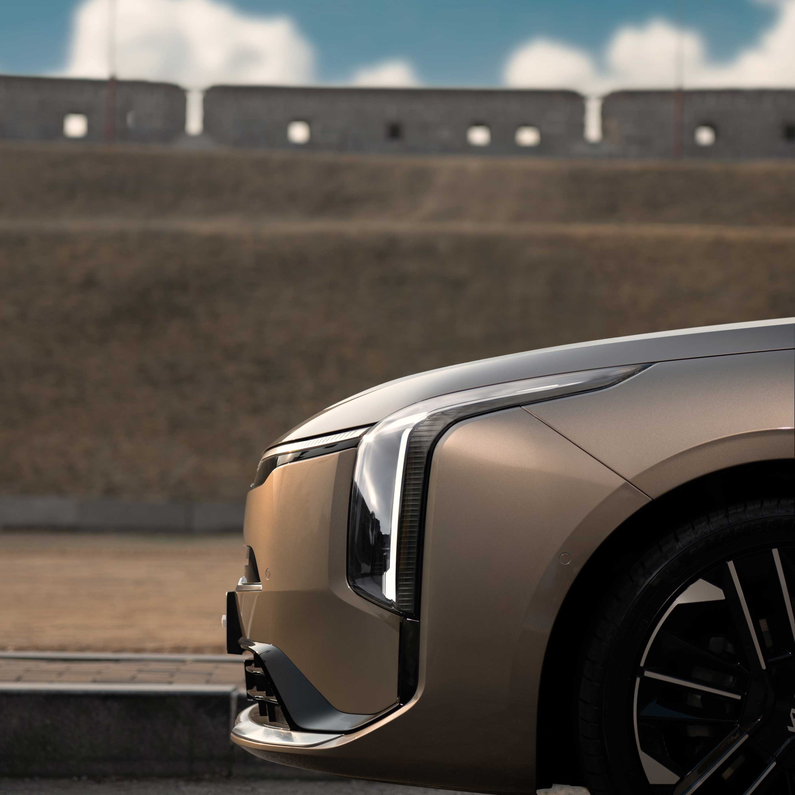 도심 속 K8 하이브리드_전면부