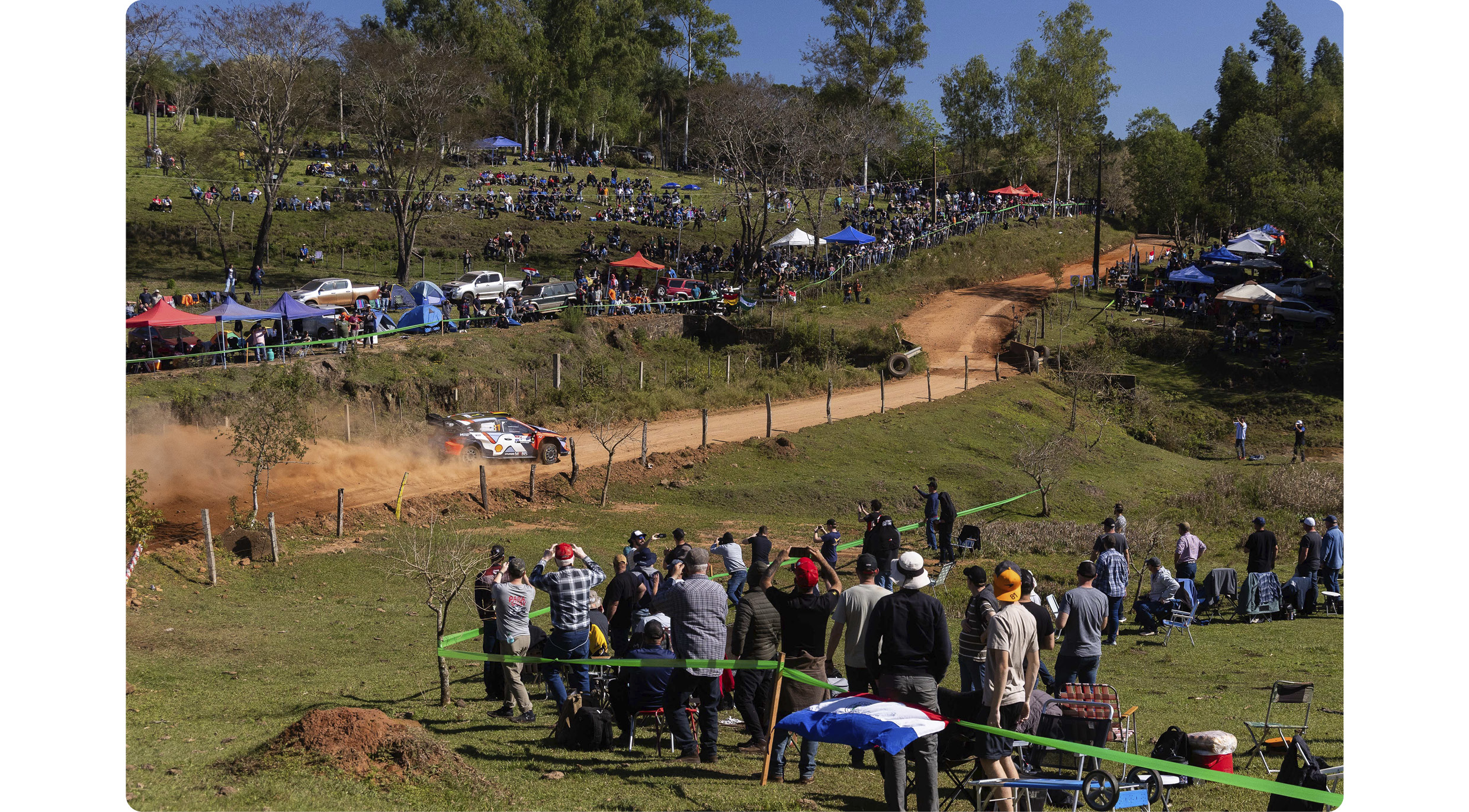 i20 N 랠리1 경주차가 주행하는 모습