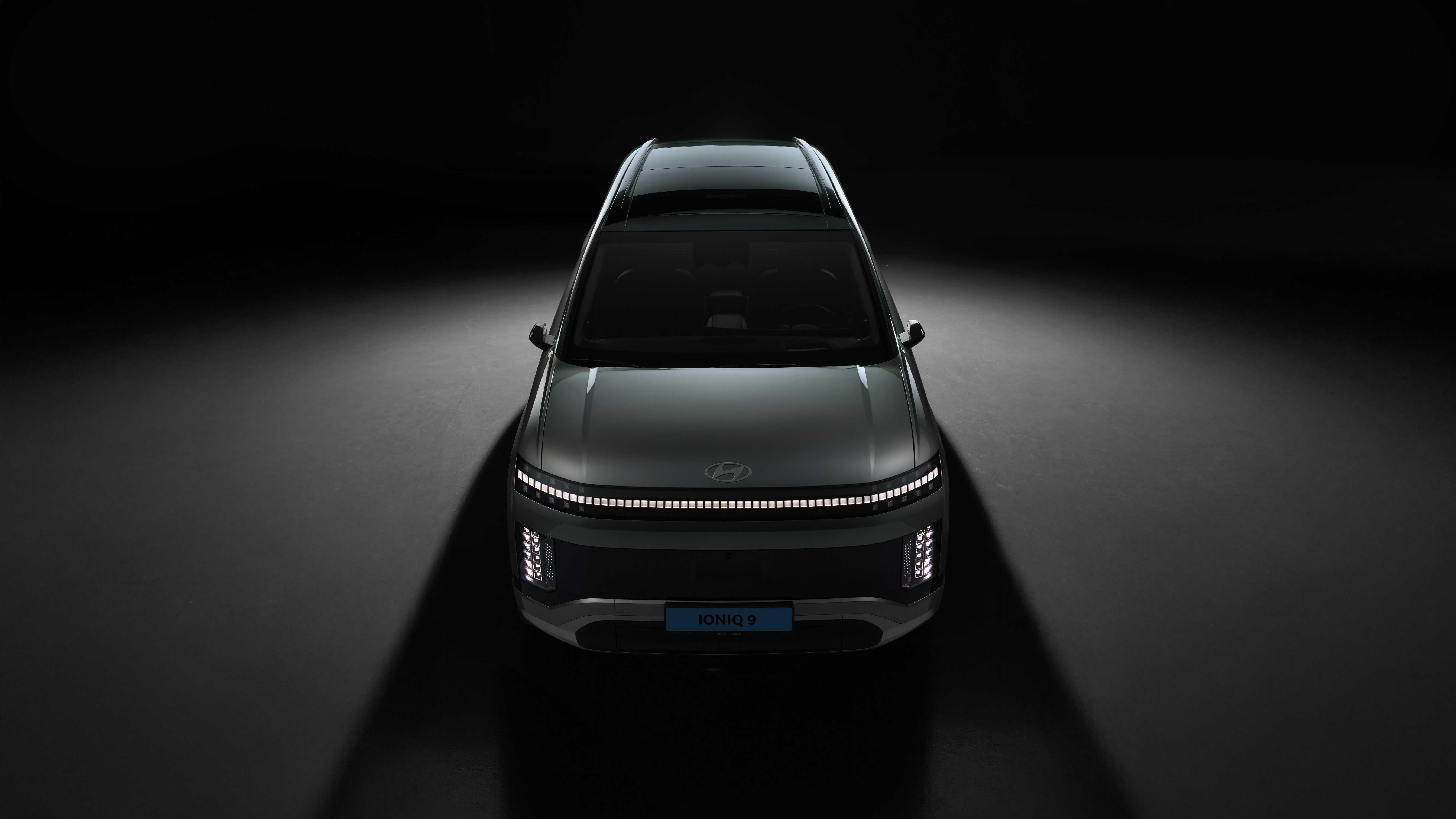 아이오닉 9_정면