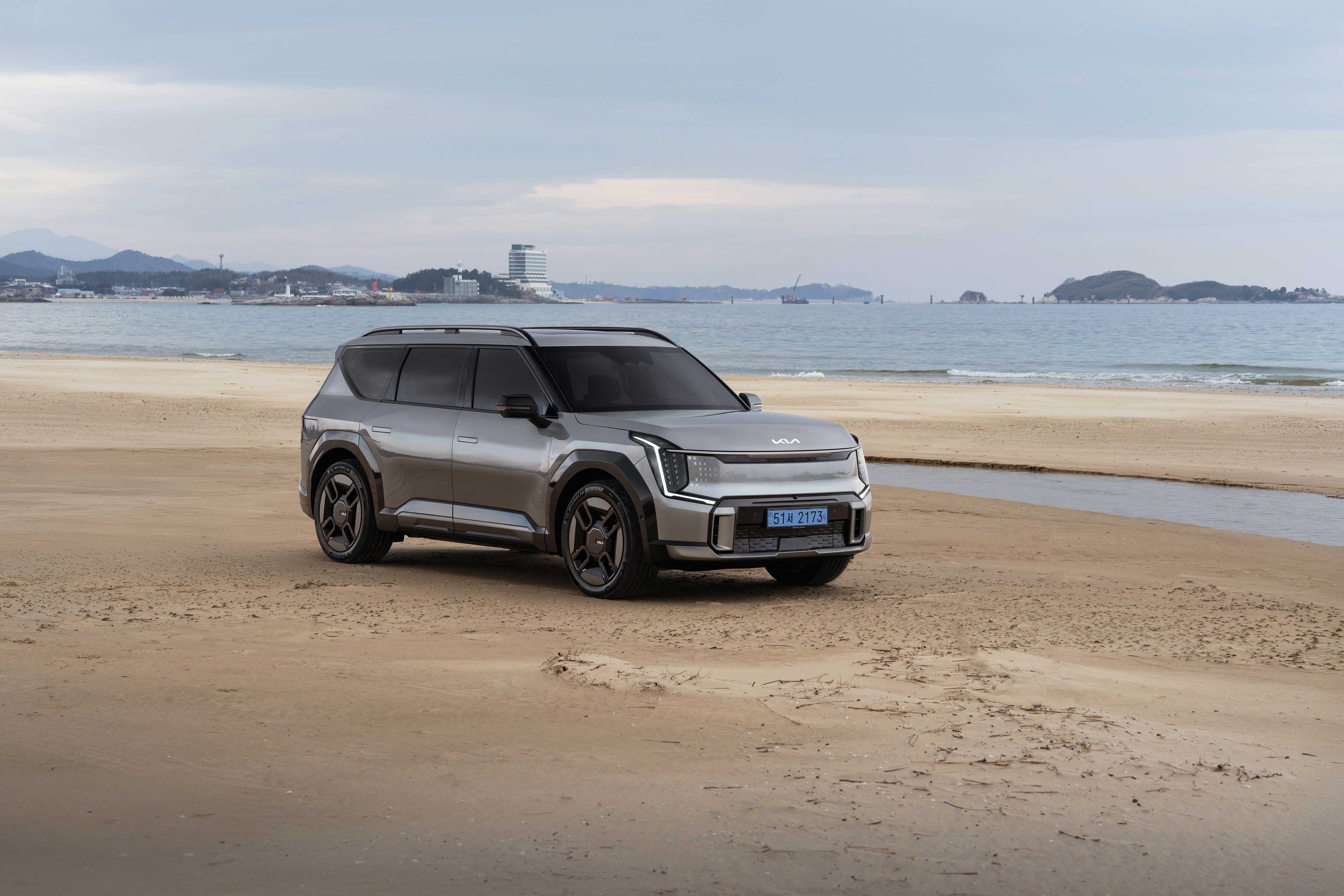 속초에서 EV9 GT-Line_전측면