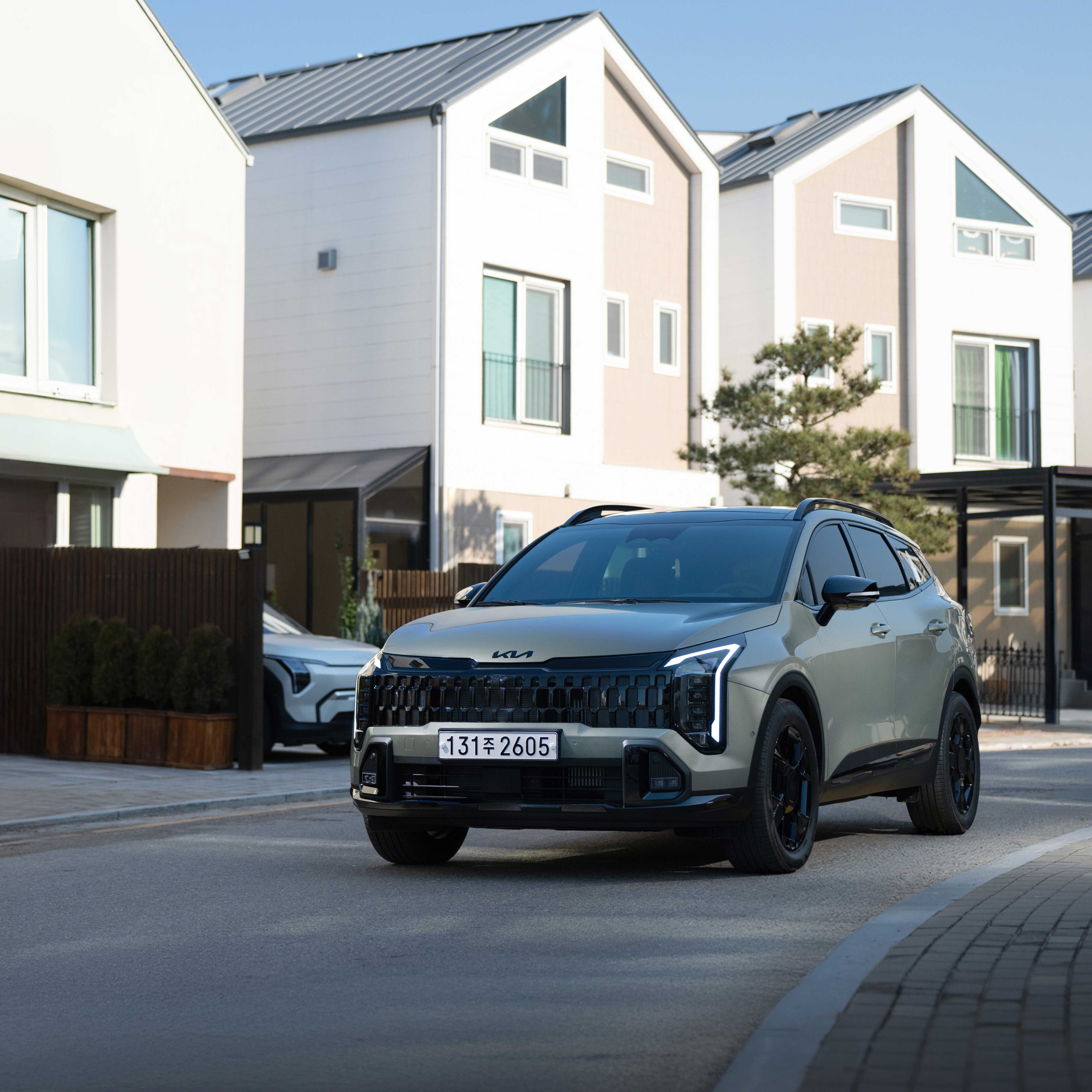 스포티지 X-Line_전측면 2