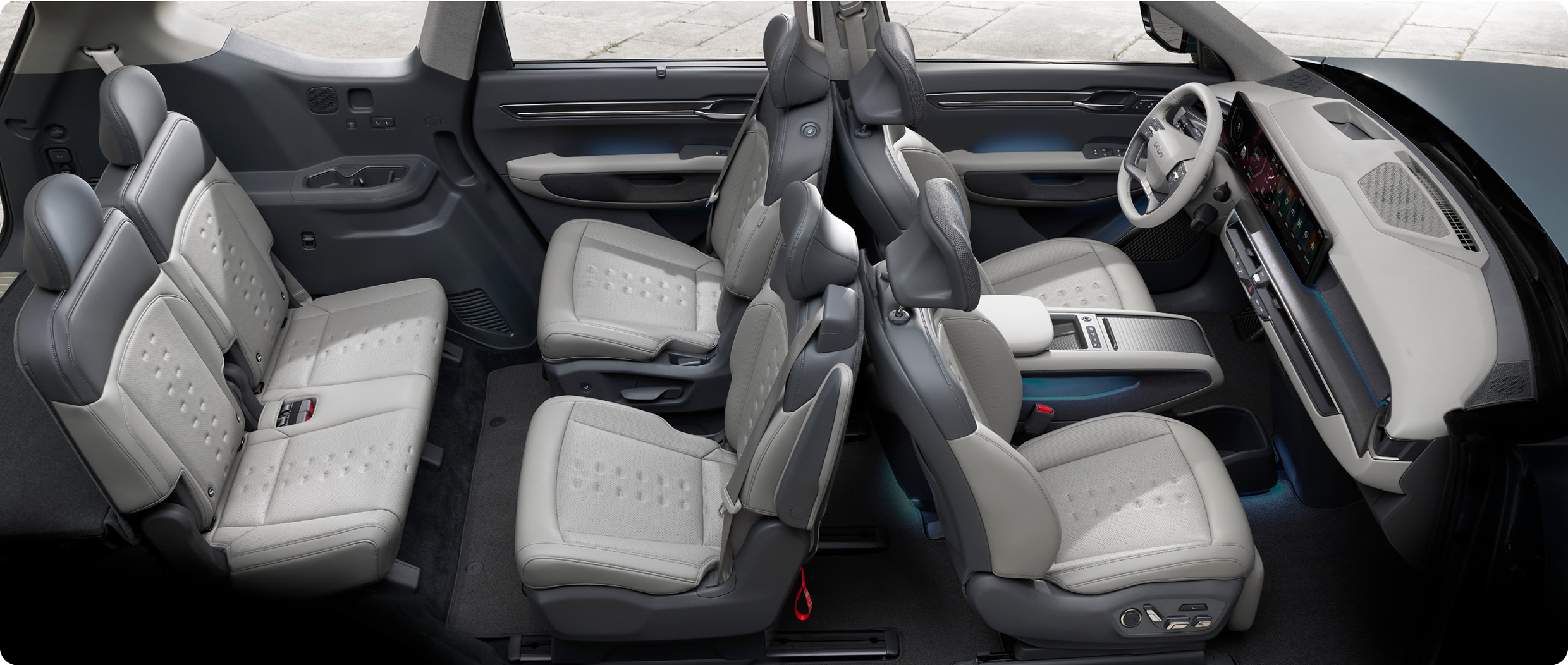 EV9 실내 전체를 비춘 모습