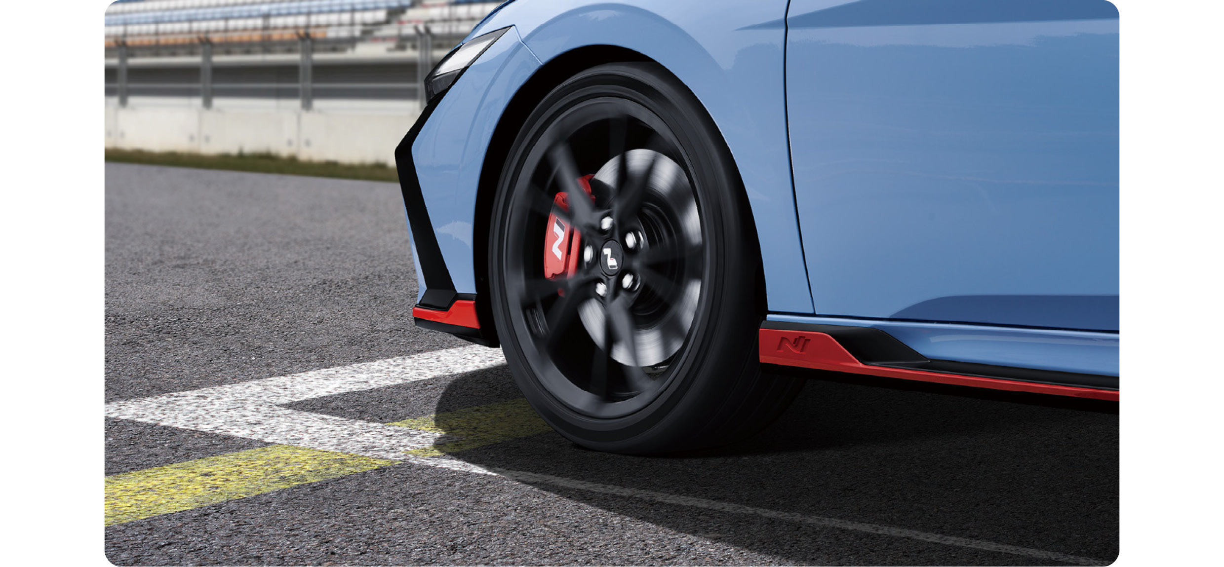 현대자동차 아반떼 N의 런치 컨트롤 작동 모습