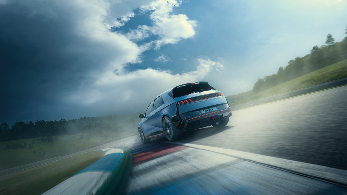 현대자동차 아이오닉 5 N의 주행 모습