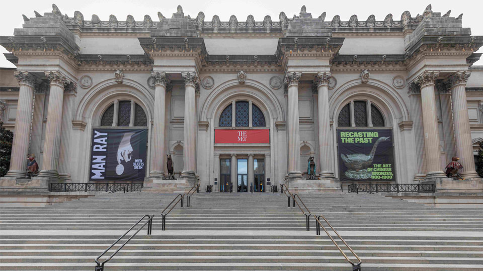 제네시스-메트로폴리탄 파트너십 전시 《더 제네시스 파사드 커미션: 제프리 깁슨, The Animal That Therefore I Am》 개막-main