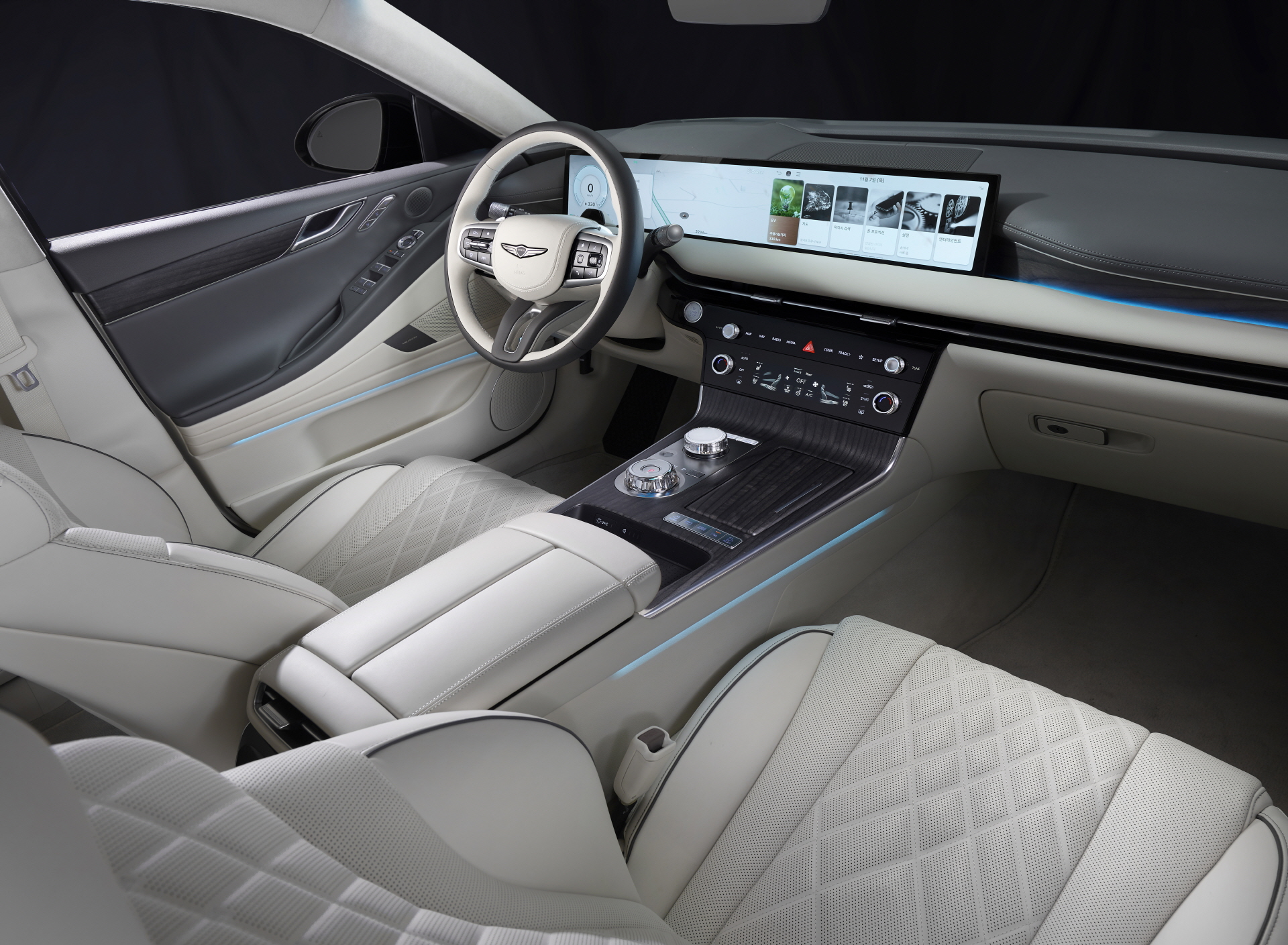 G80 Electrified LWD Dash