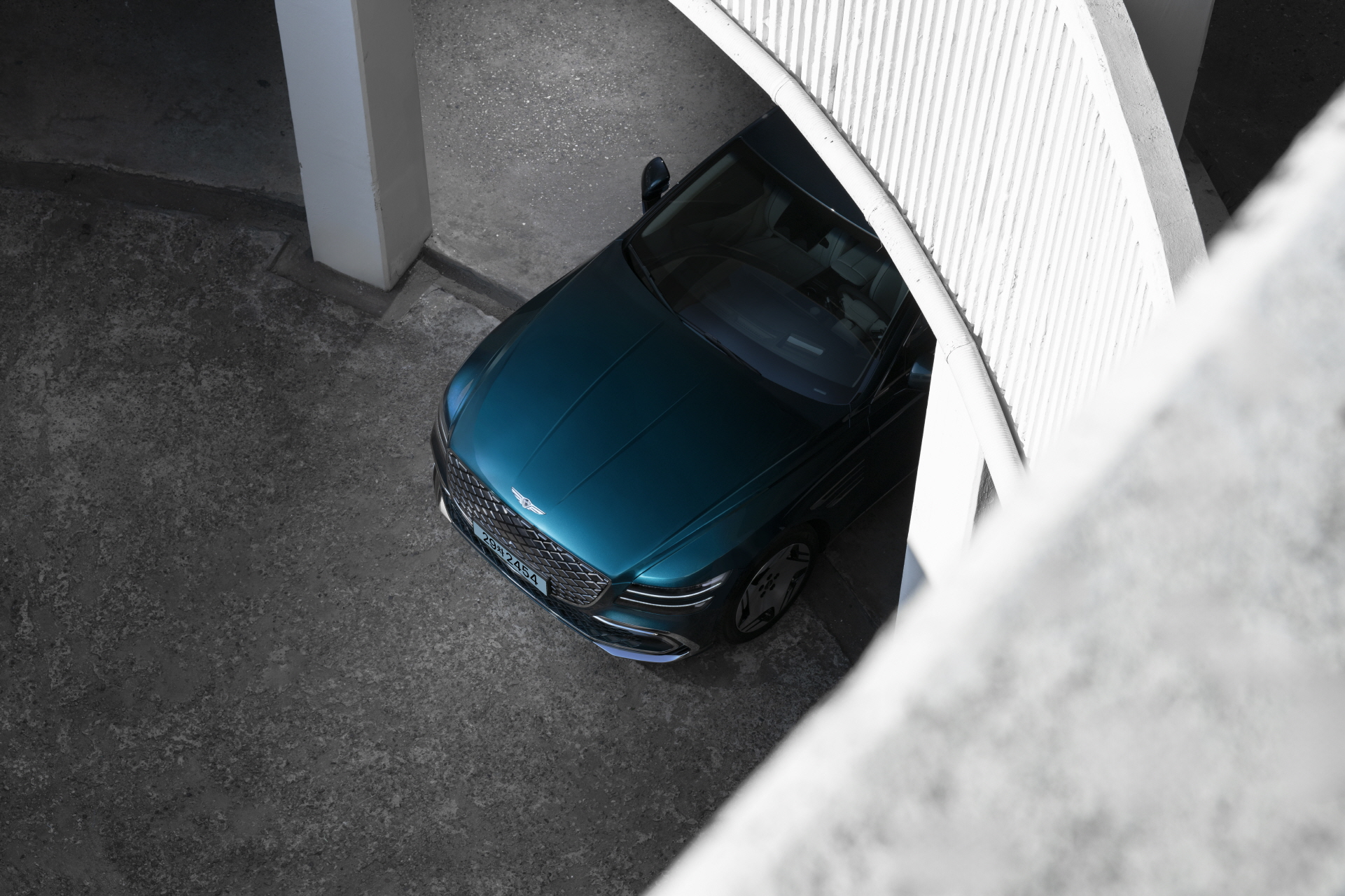 Experience #ElectrifiedG80, where elegance and comfort surround.