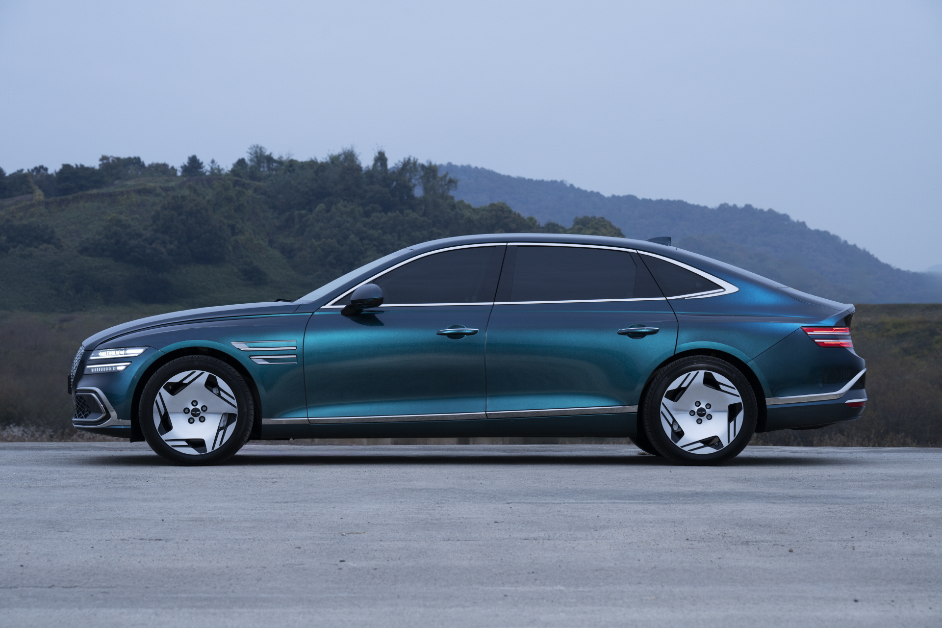 Experience #ElectrifiedG80, where elegance and comfort surround.