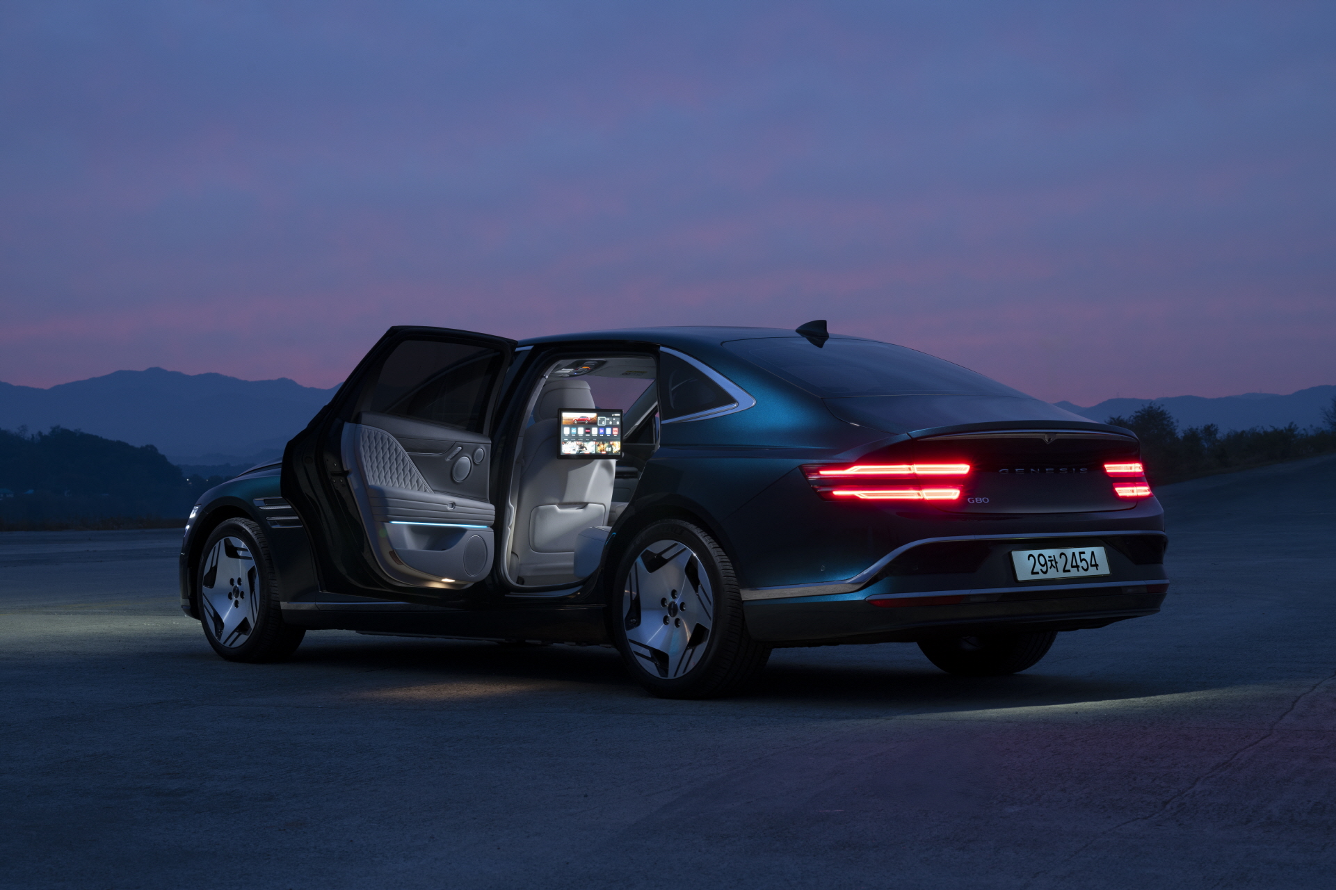 Experience #ElectrifiedG80, where elegance and comfort surround.