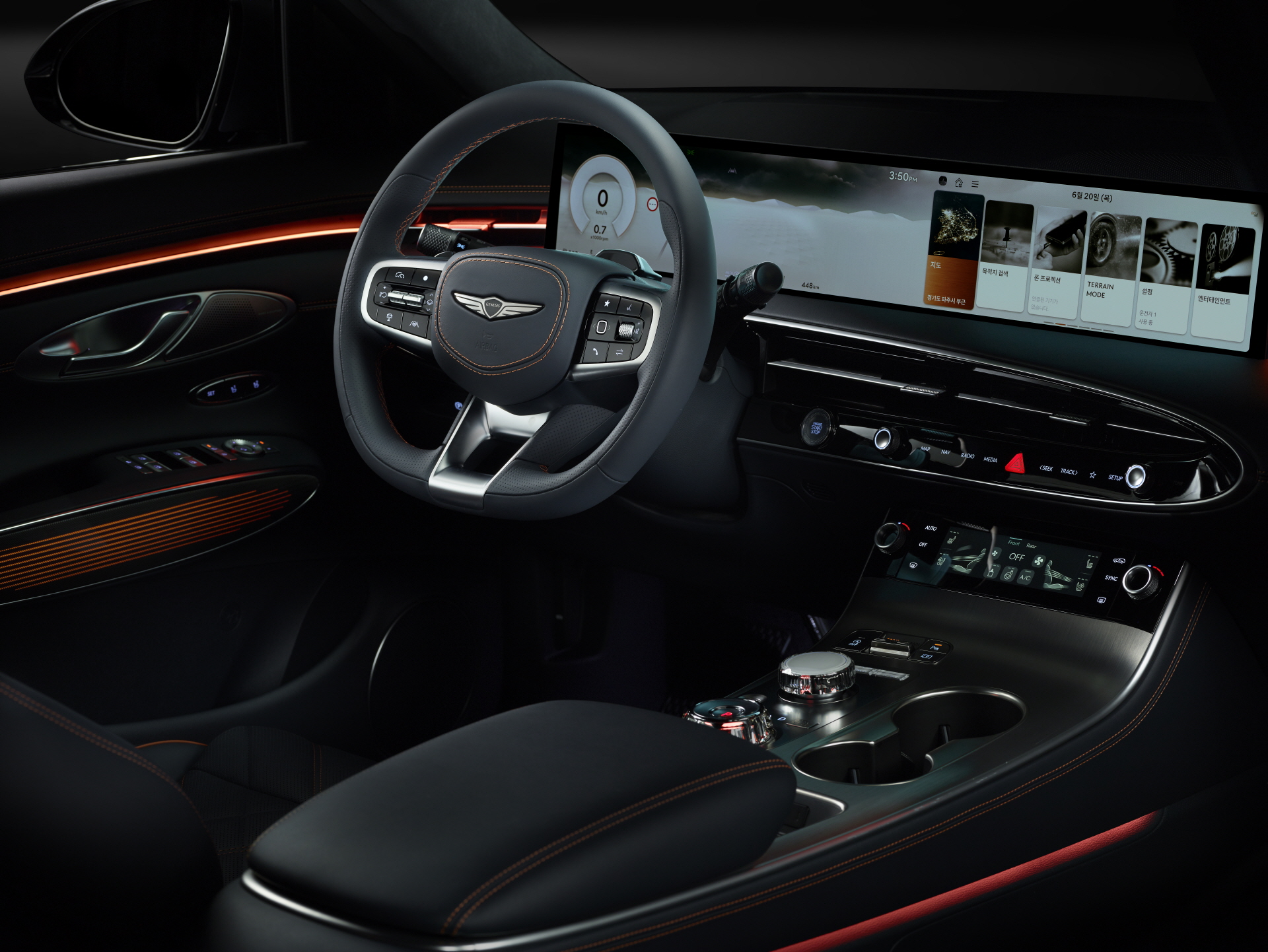 Sophistication and sporty silhouette. The urban luxury SUV #GV70Sport.