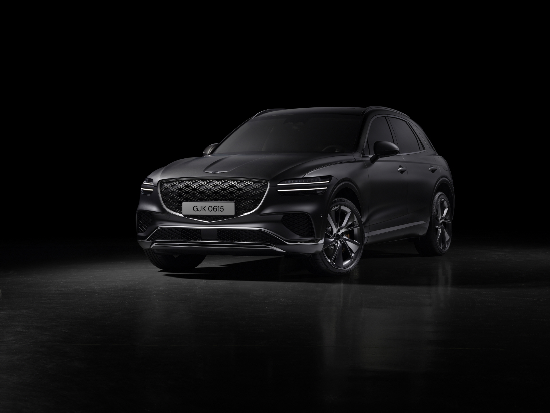 Sleek and modern throughout, #GenesisGV70 delivers dynamic yet elegant atmosphere.