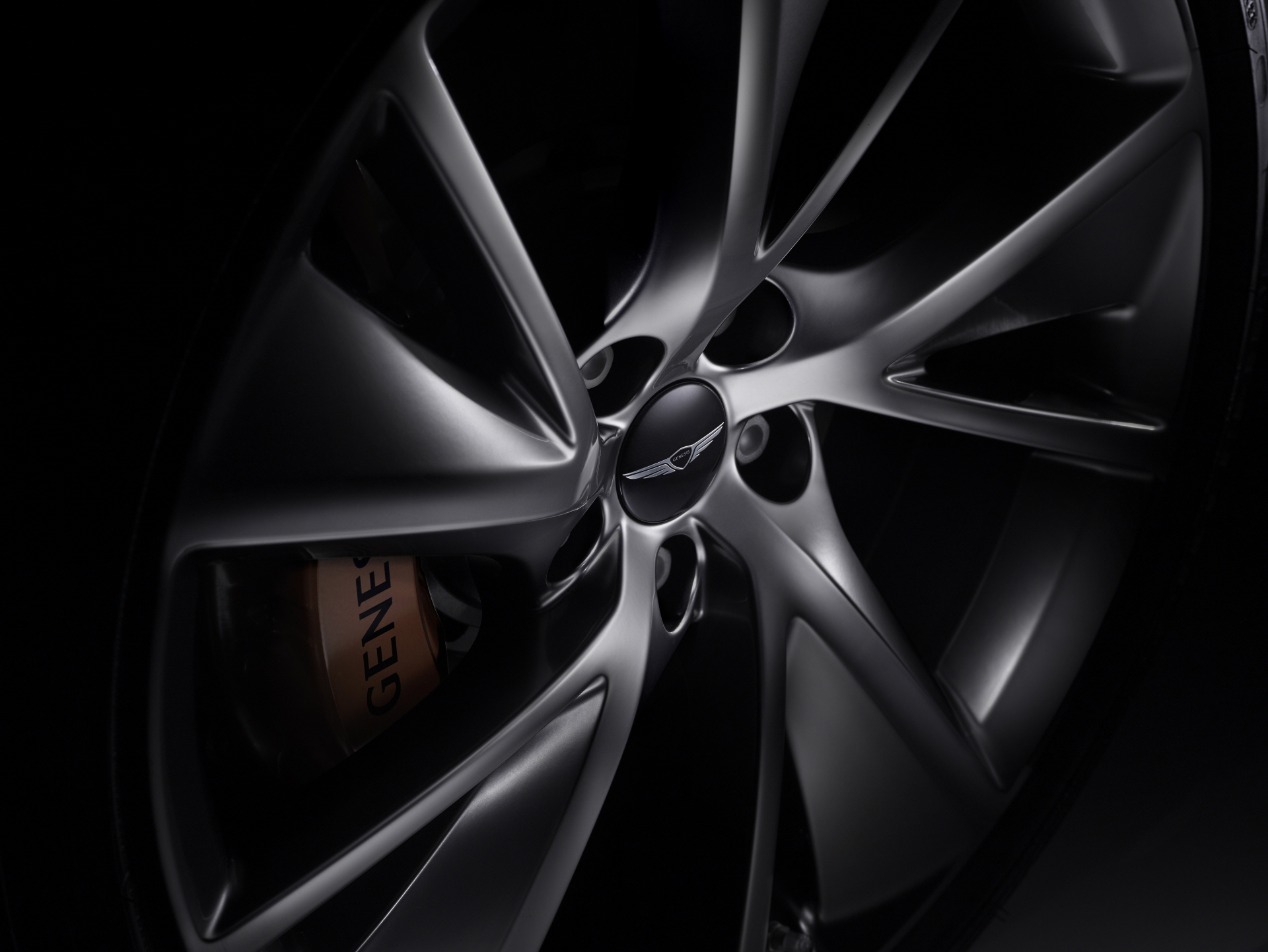 Sleek and modern throughout, #GenesisGV70 delivers dynamic yet elegant atmosphere.