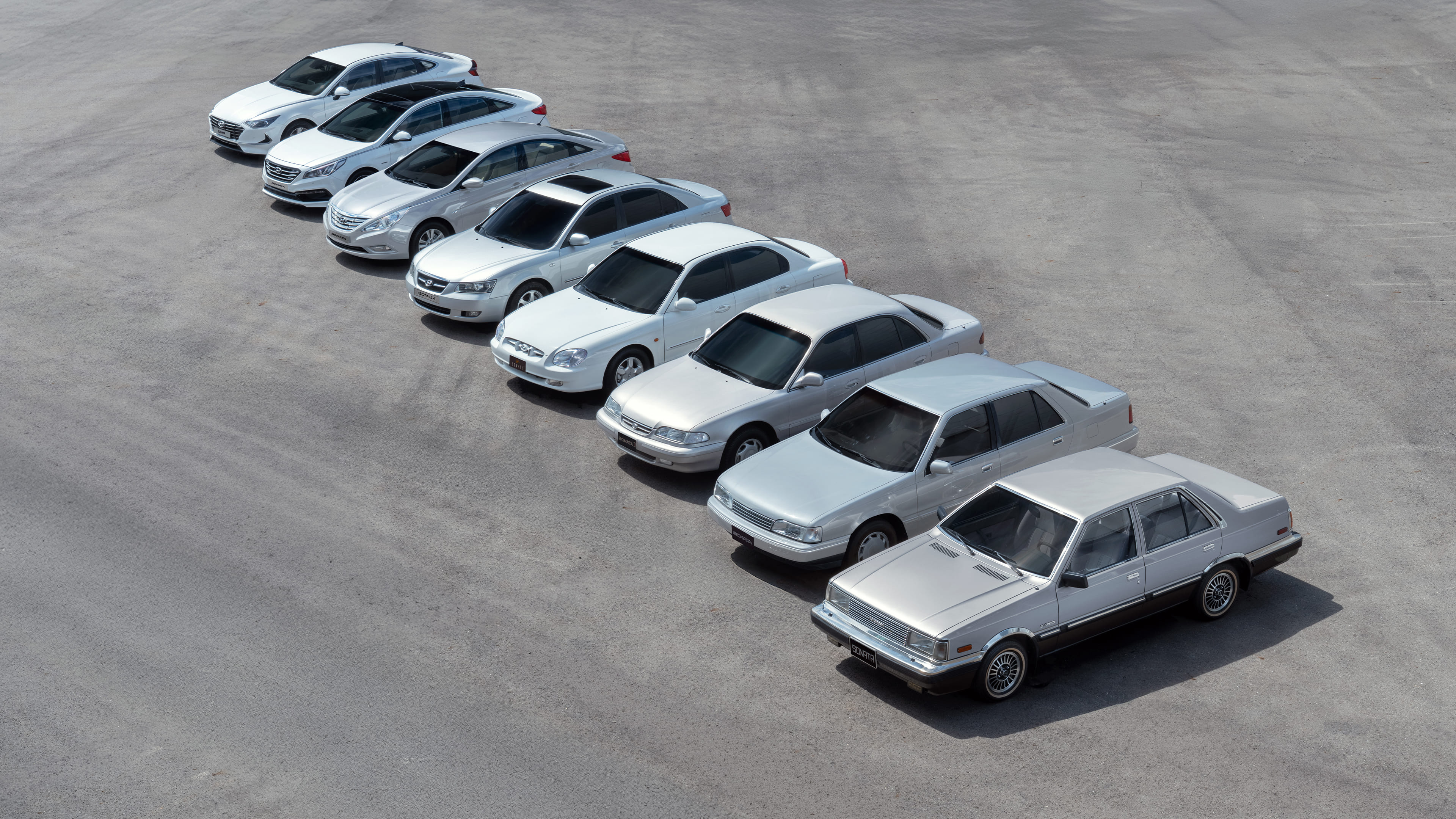 역대 쏘나타 세대별 전측면 모습