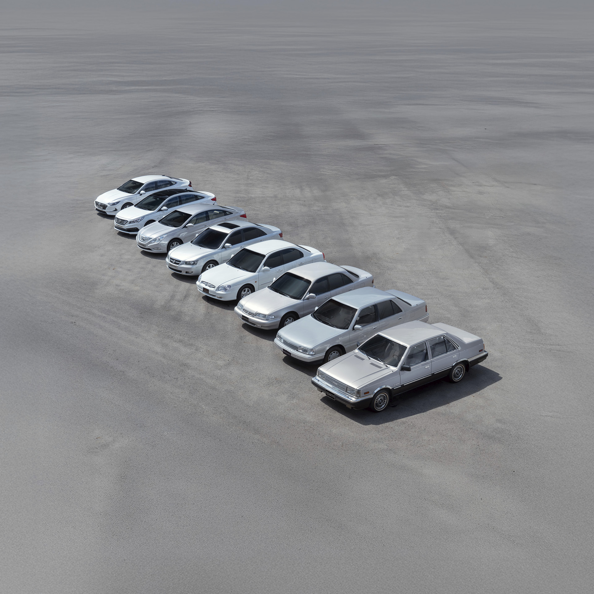 역대 쏘나타 세대별 전측면 모습