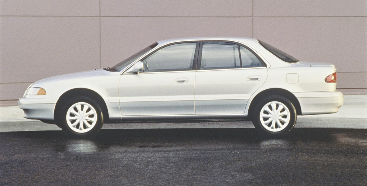 3세대 쏘나타 정측면 모습