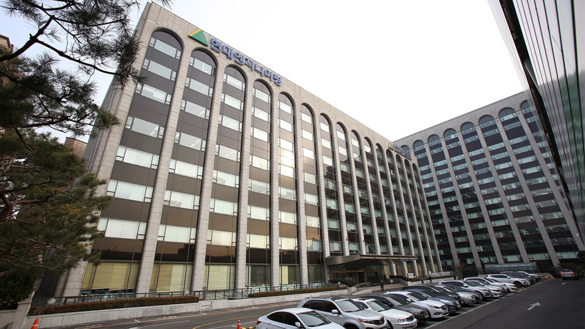 현대엔지니어링 사옥