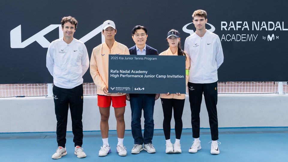 기아, 글로벌 홍보대사 라파엘 나달과의 파트너십 연장하며 동행 이어가-main