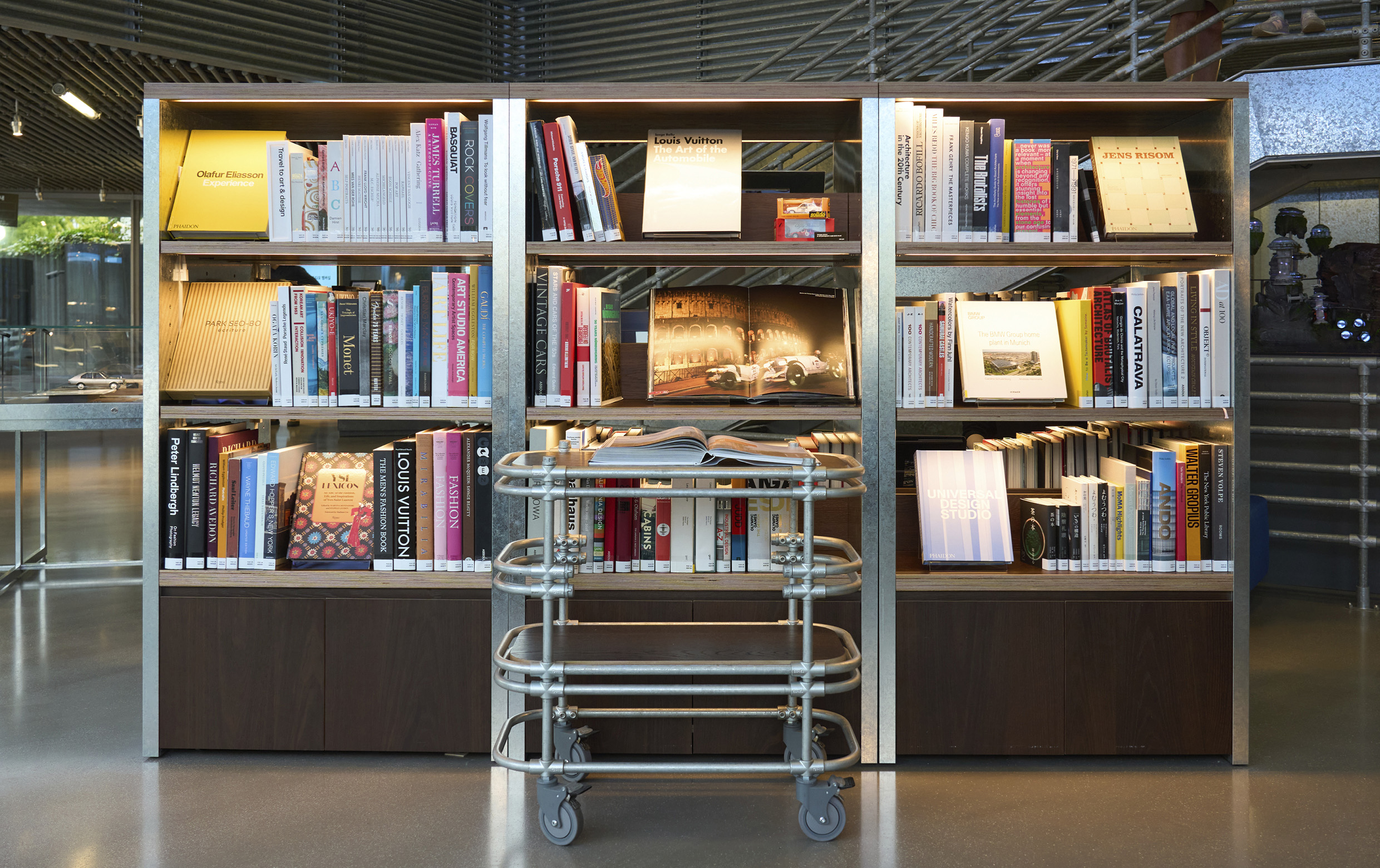 오토라이브러리의 라이프스타일 섹션