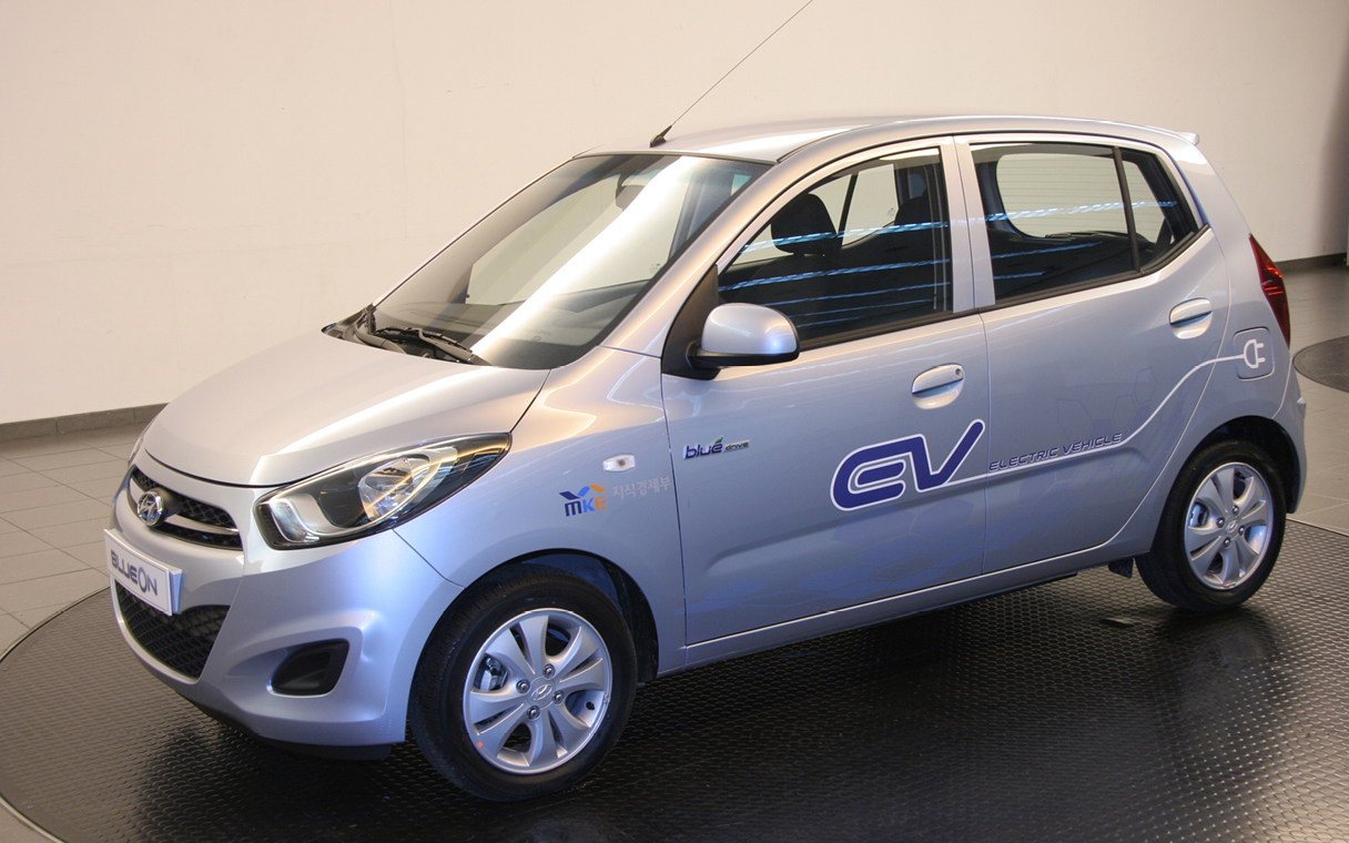 Hyundai Motor's BlueOn Used as Support Vehicle for the 2010 G20 Seoul Summit
