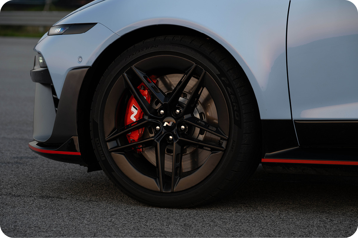 아이오닉 6 N 프런트 휠