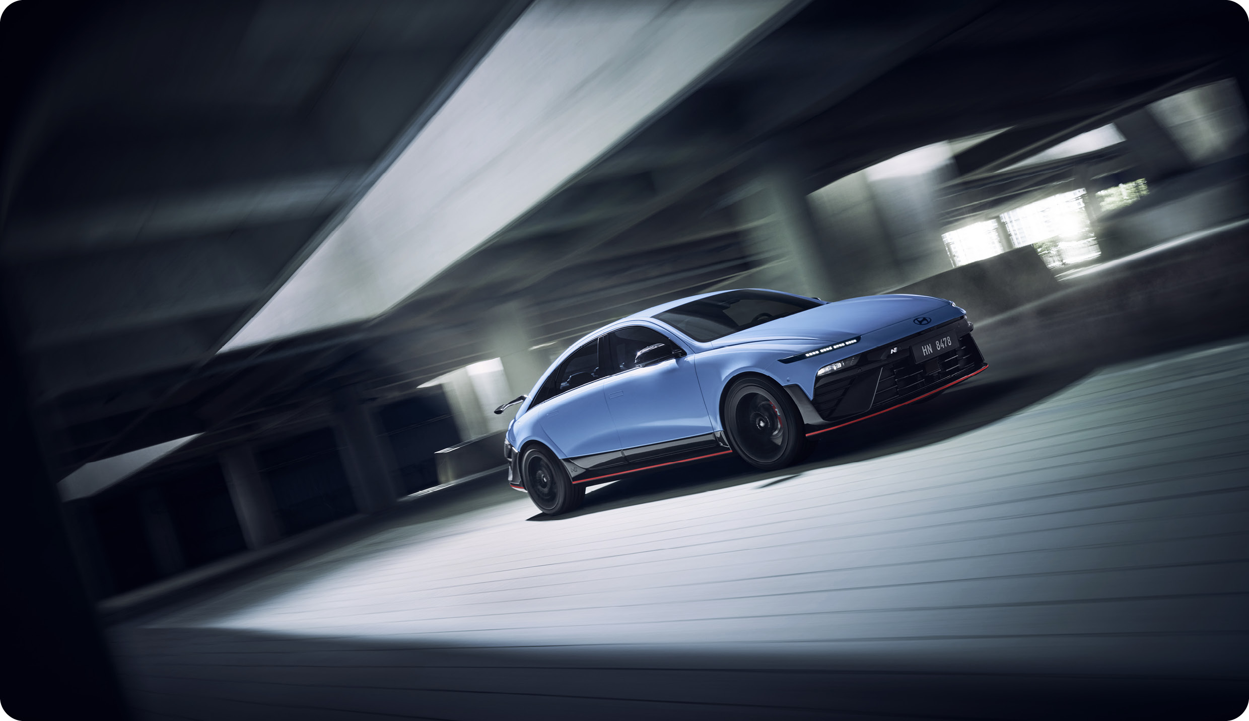 아이오닉 6 N 주행 모습