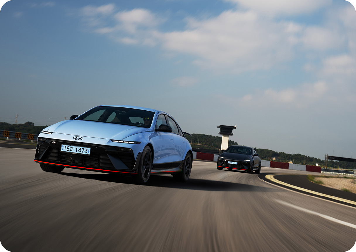 아이오닉 6 N 주행 모습