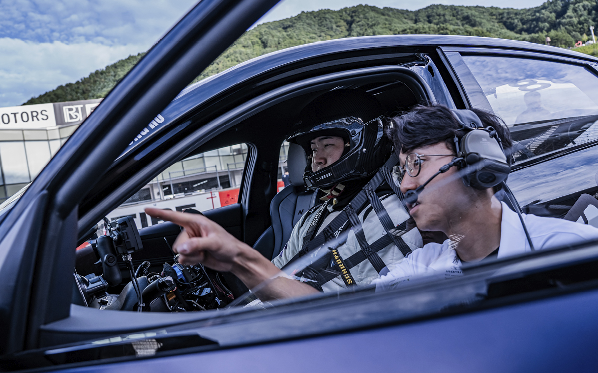 A photo of Hyundai Motor Club activities