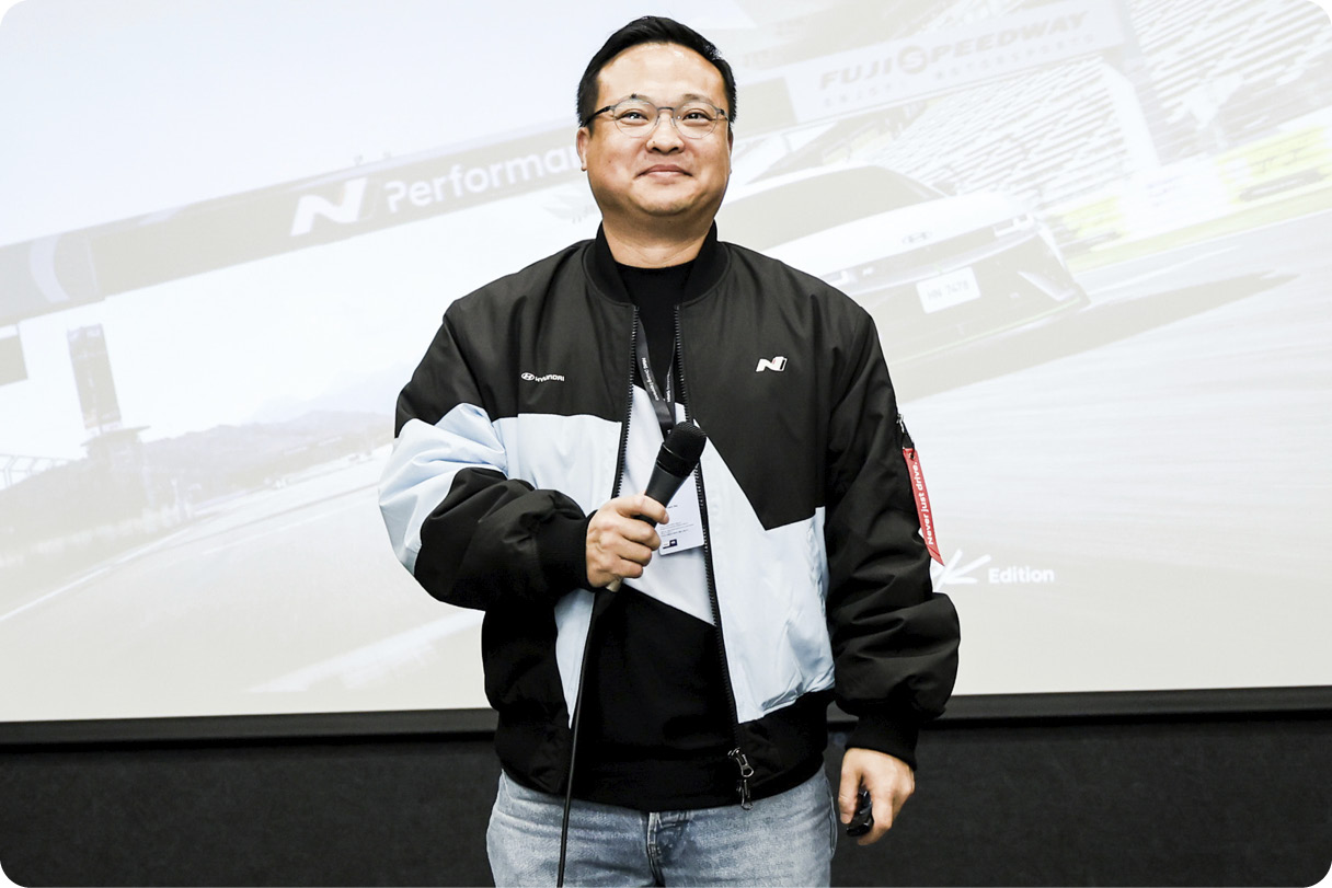 현대 N매니지먼트실 박준우 상무의 모습