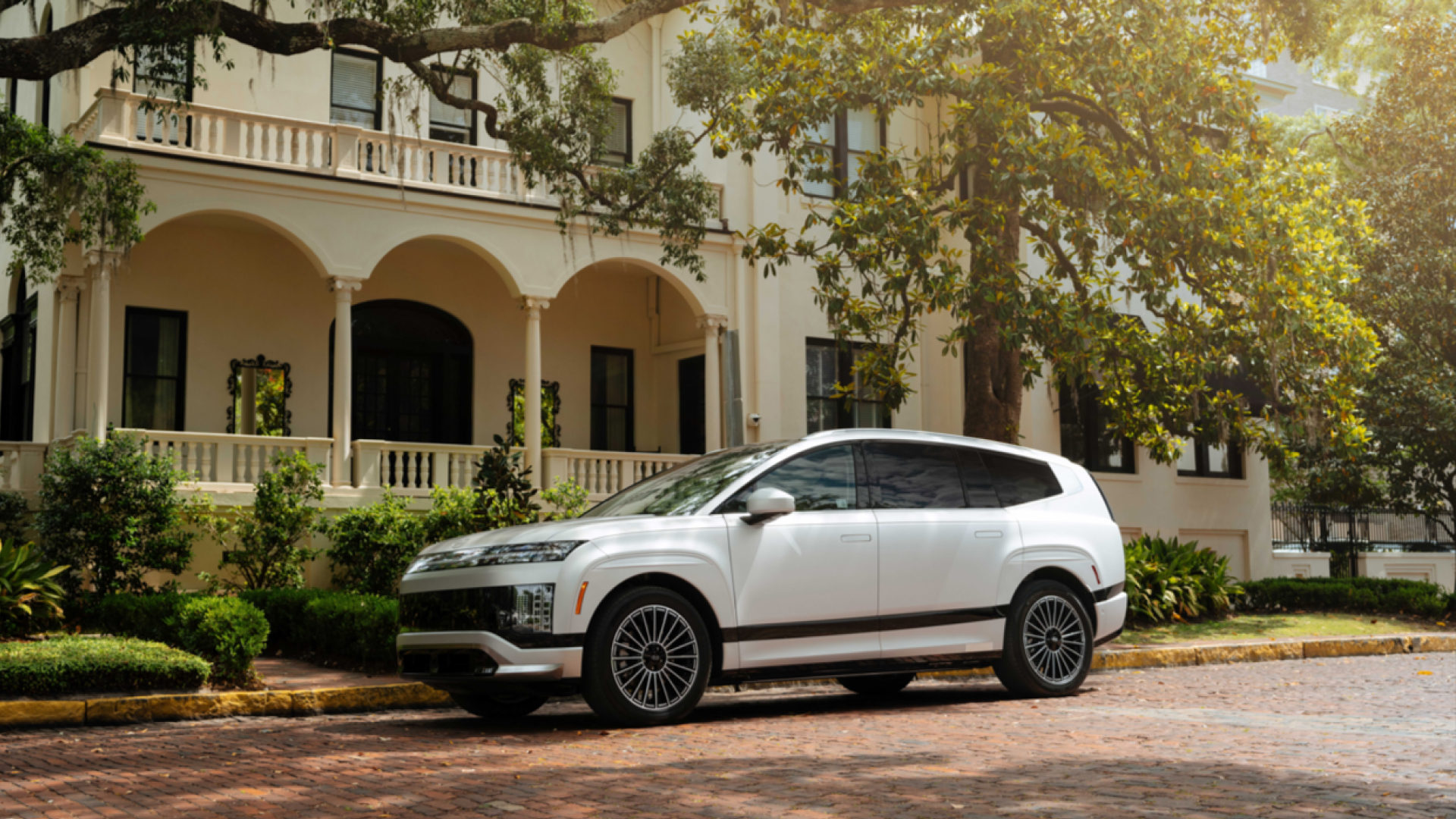 2026 Hyundai IONIQ 9 and 2026 Santa Cruz Awarded Top Safety Honors by The Insurance Institute for Highway Safety (IIHS)