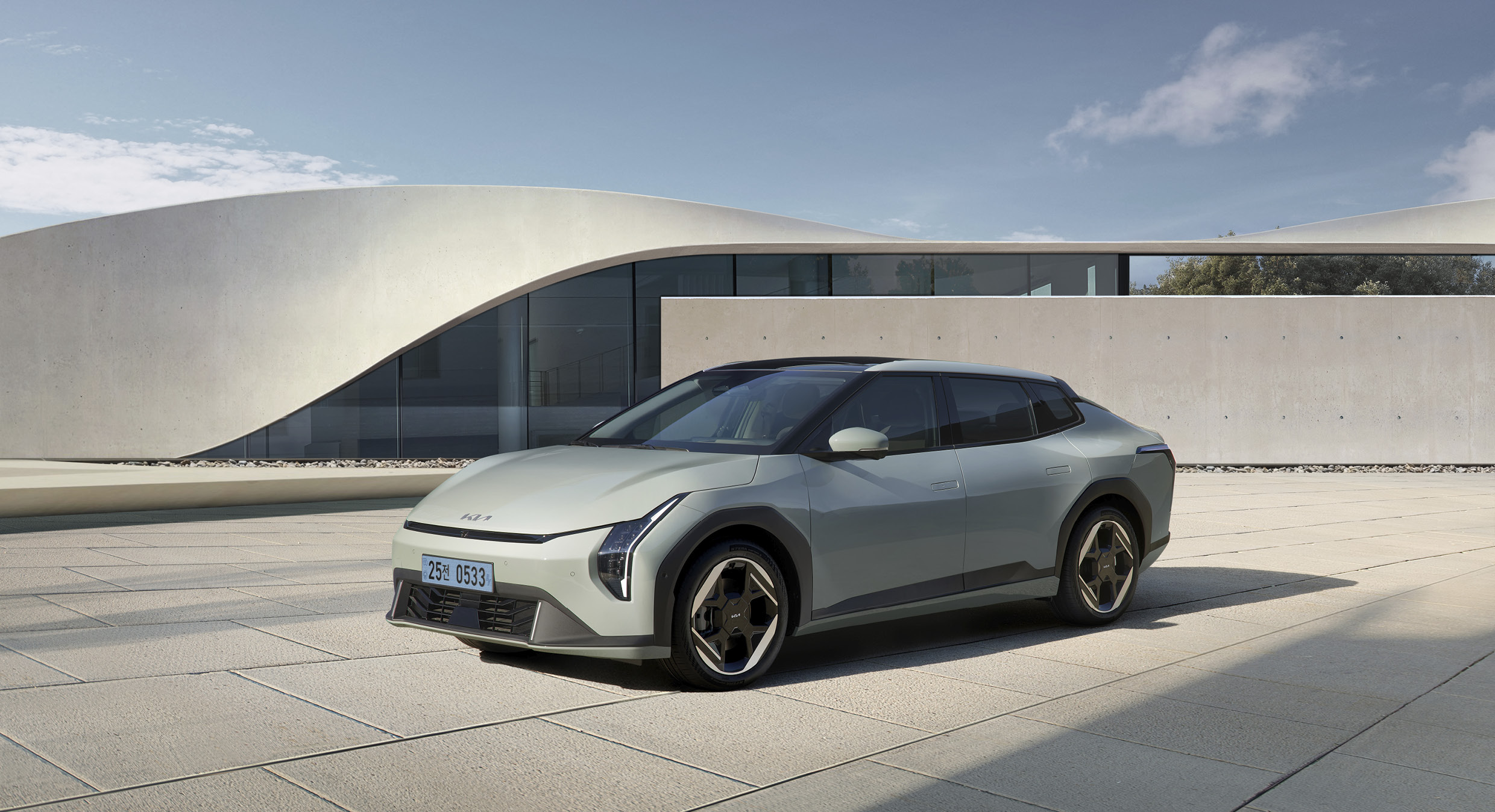 EV4 awarded as the grand prize for Heritage Contest