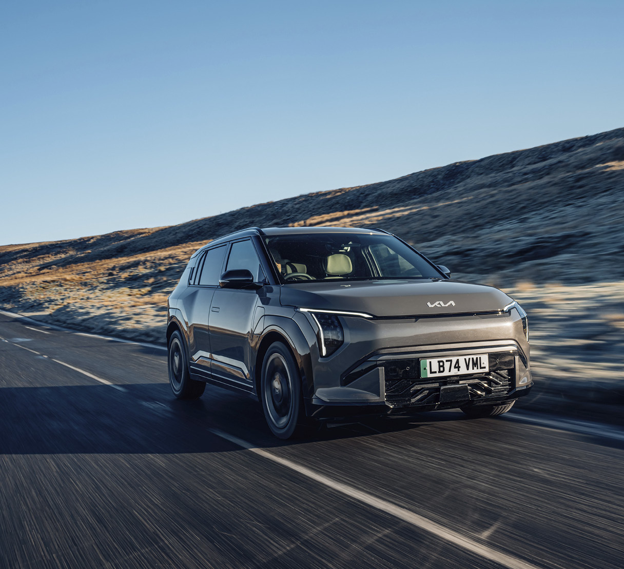 기아 EV3 주행 모습