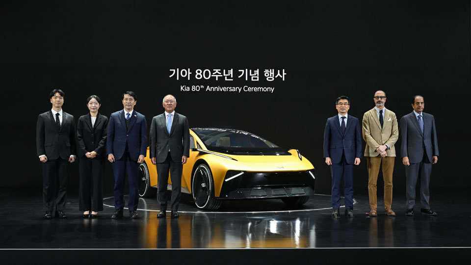 기아, 창립 80주년 기념 행사 개최 미래 콘셉트카 '비전 메타투리스모' 최초 공개-main