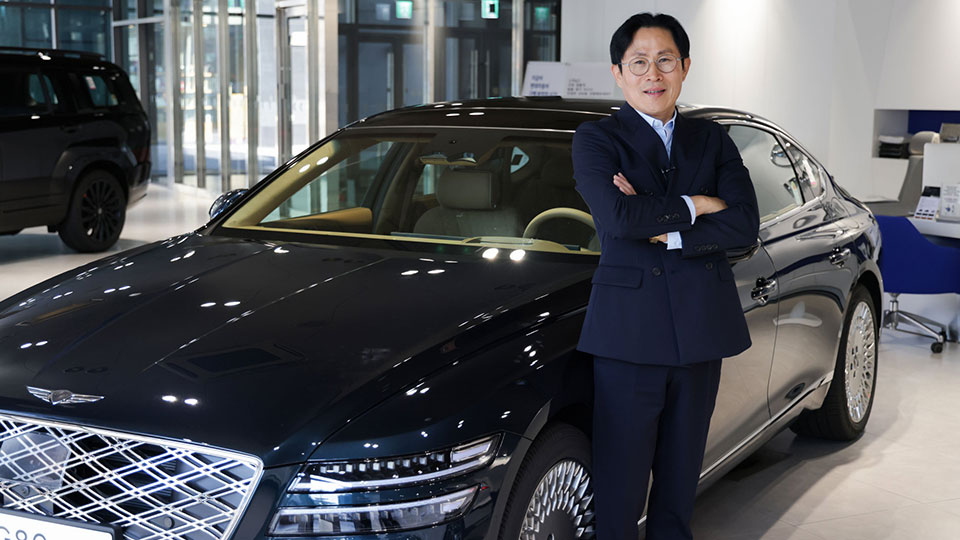현대자동차 최진성 영업이사, 역대 최초 누적 판매 8천대 달성-main