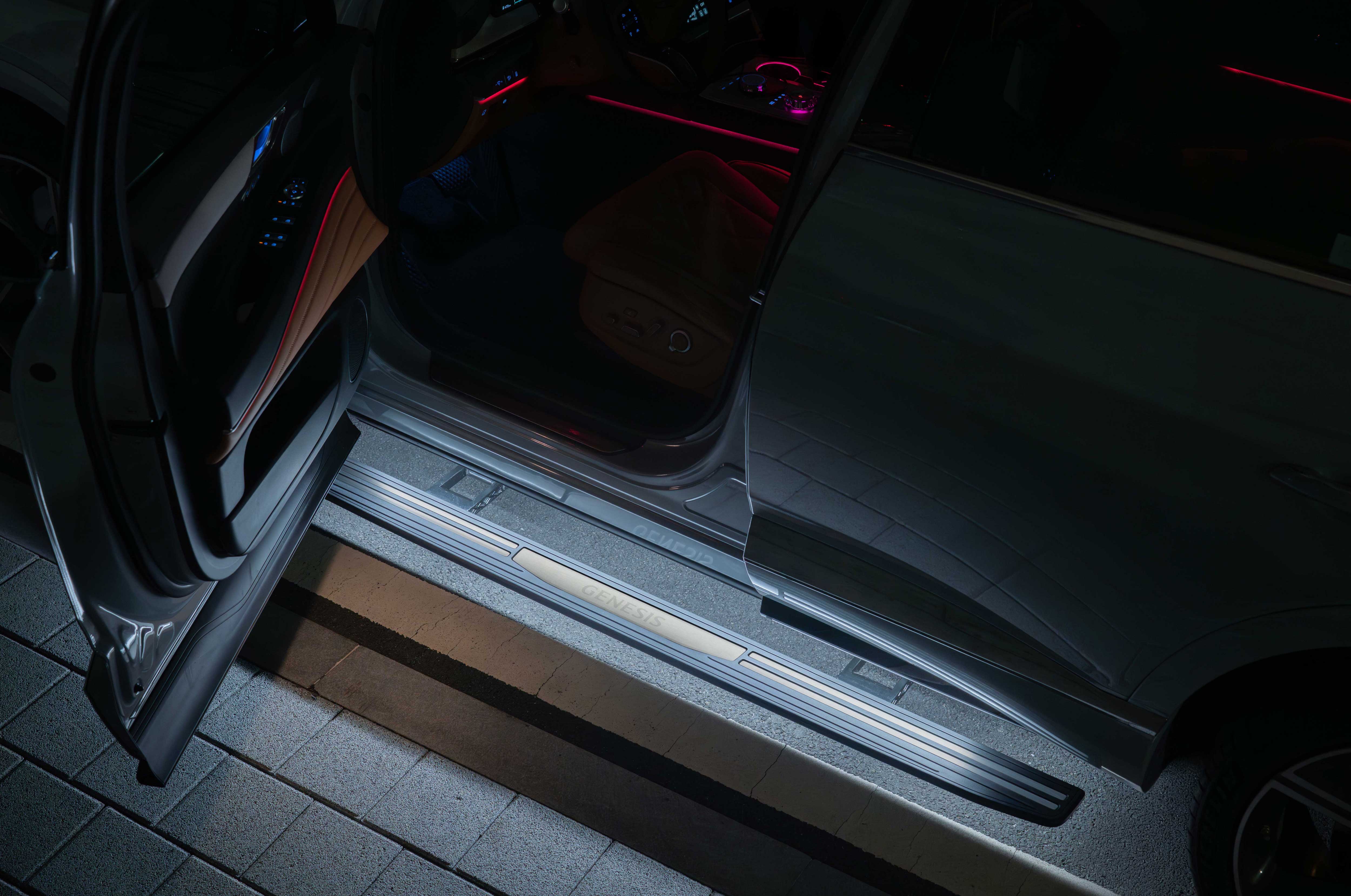 제네시스 GV80 운전석 도어 사이드 스탭