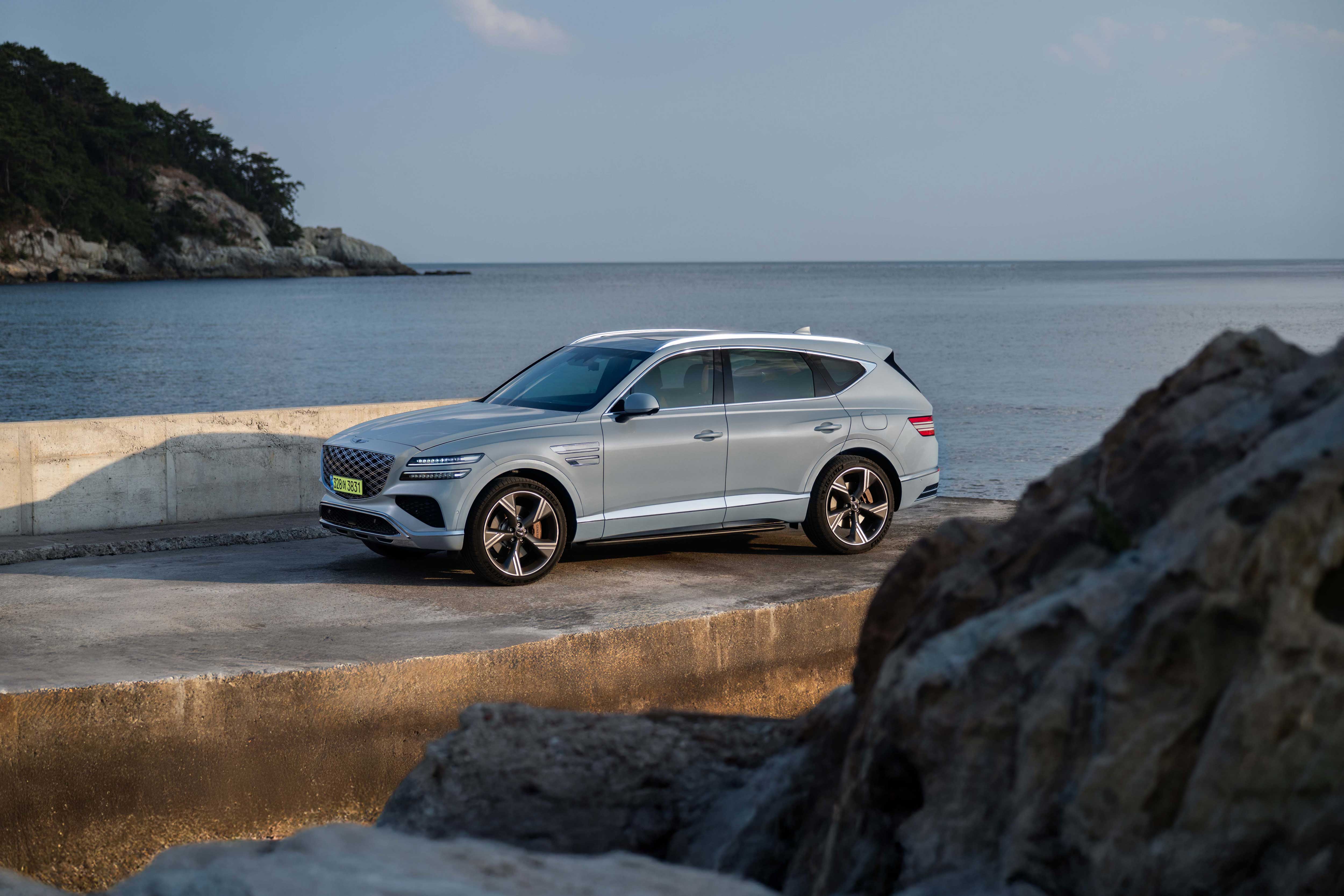 GV80 측면 원거리뷰