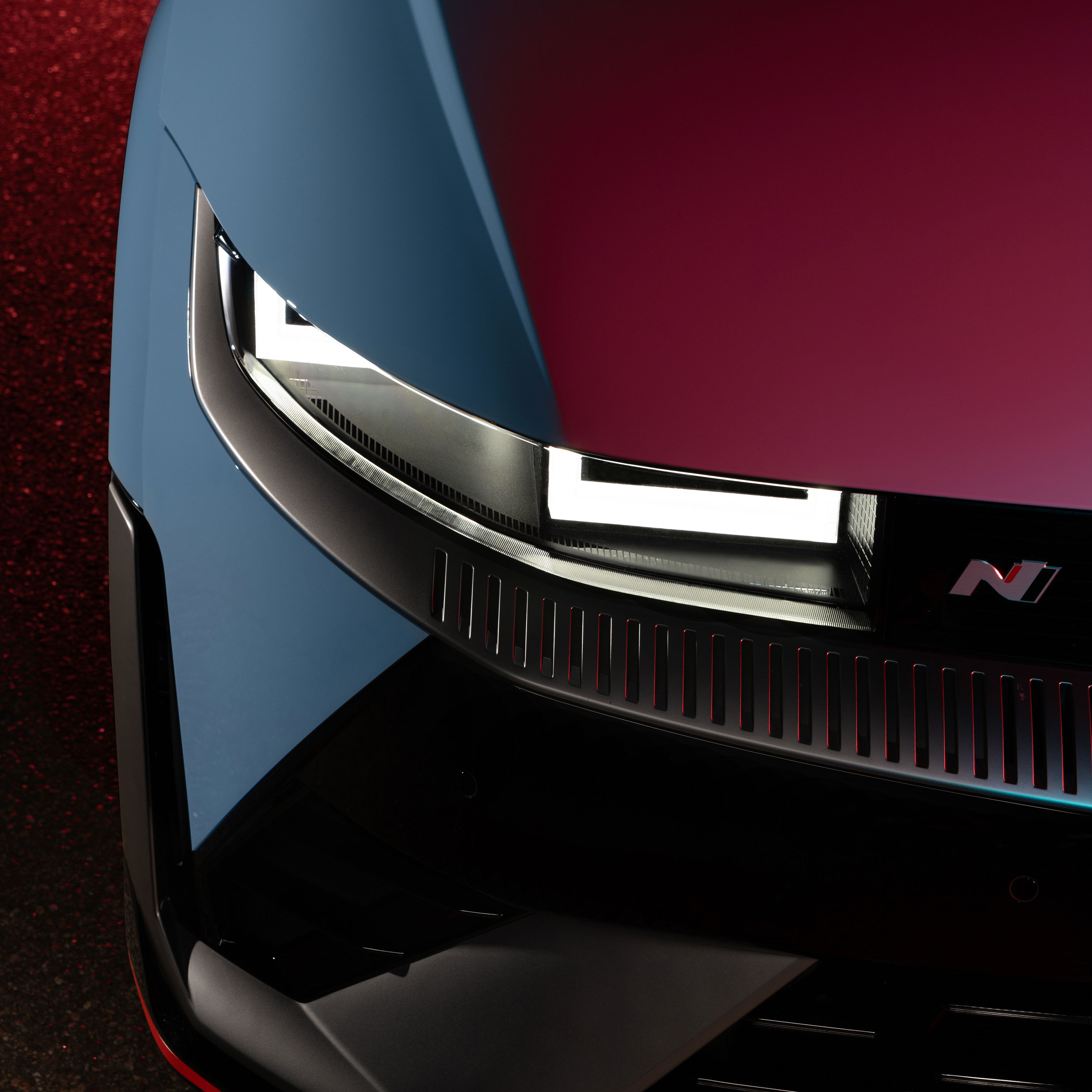 The sporty IONIQ 5 N adds an extra layer of excitement to your driving adventure. (3)