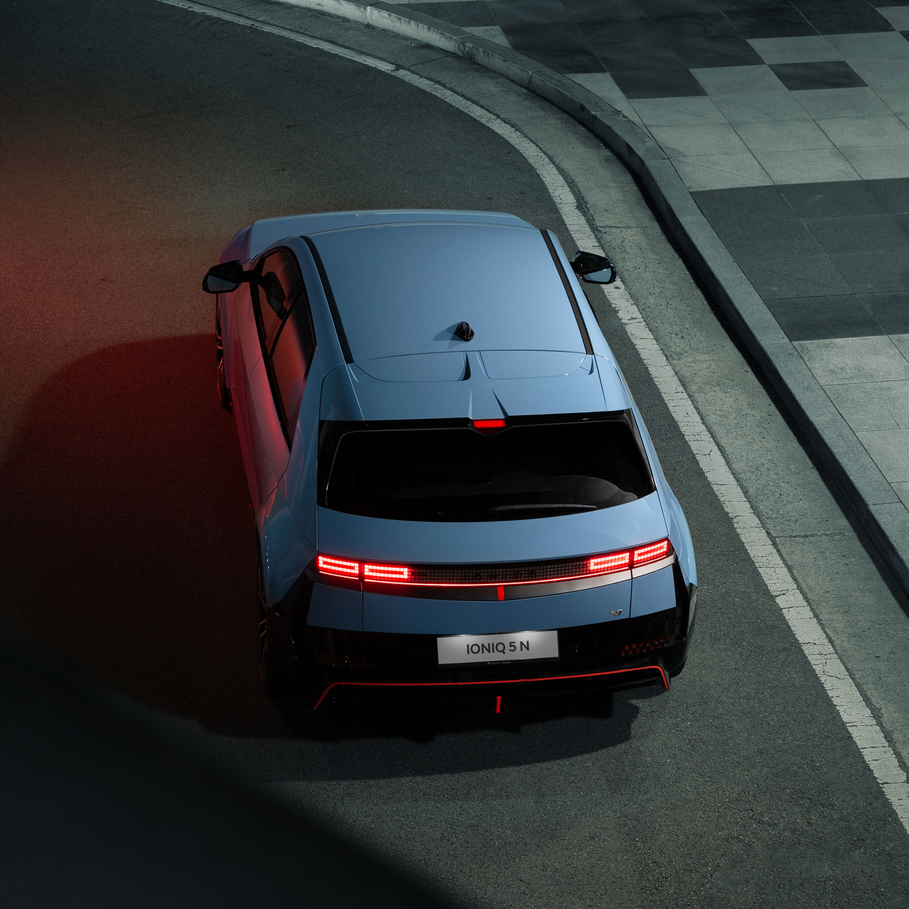 The sporty IONIQ 5 N adds an extra layer of excitement to your driving adventure. (8)